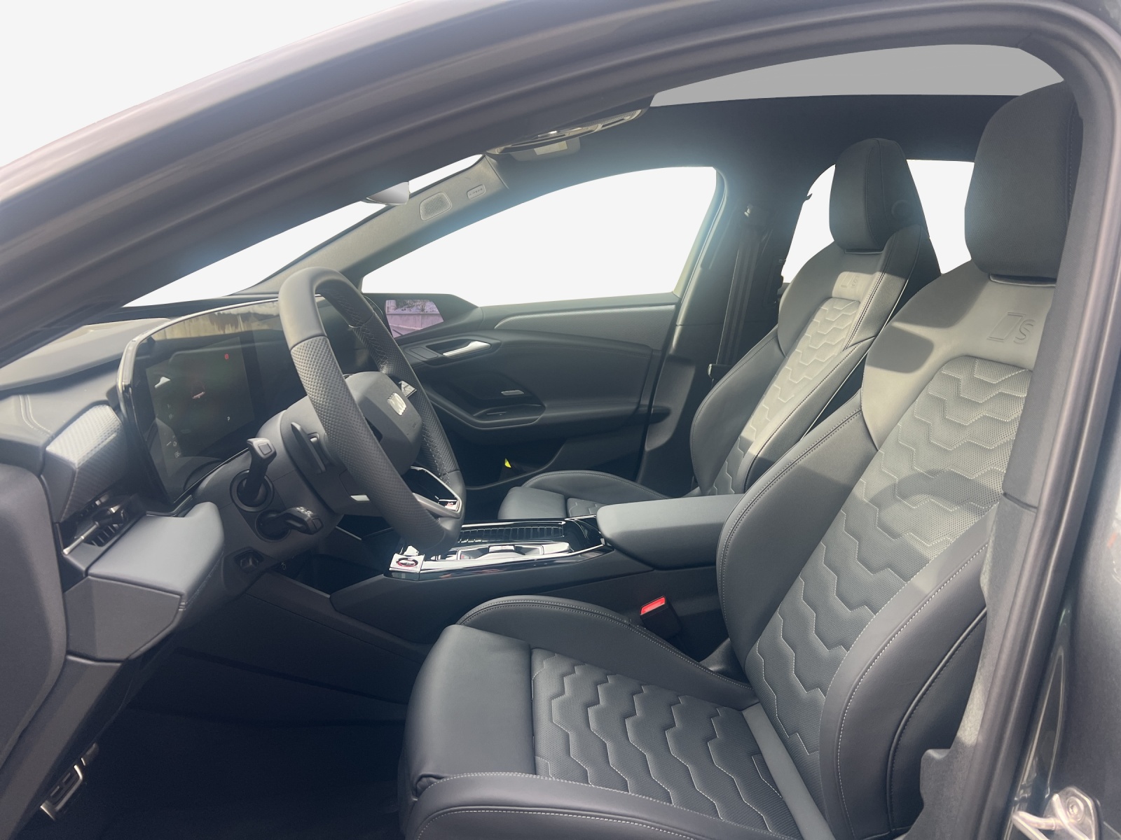 AUDI S6 Sportback e-tron quattro-image-8