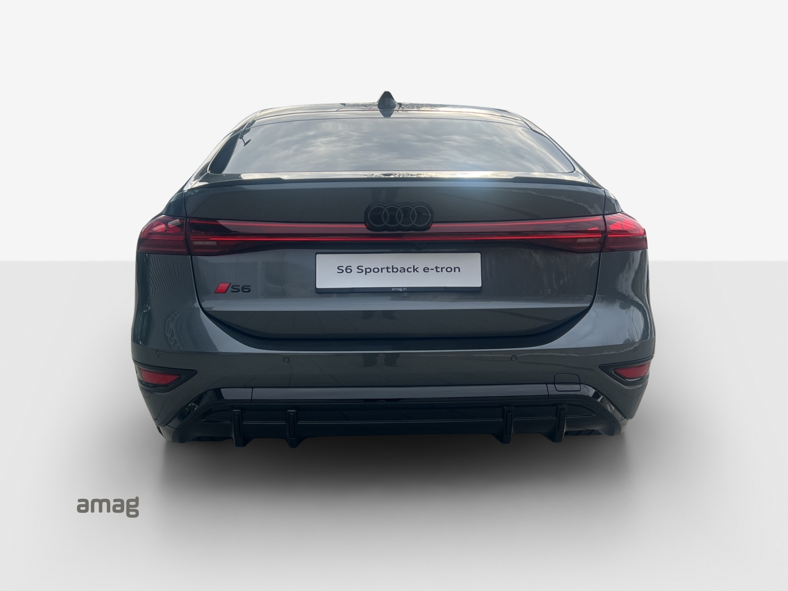 AUDI S6 Sportback e-tron quattro-image-3