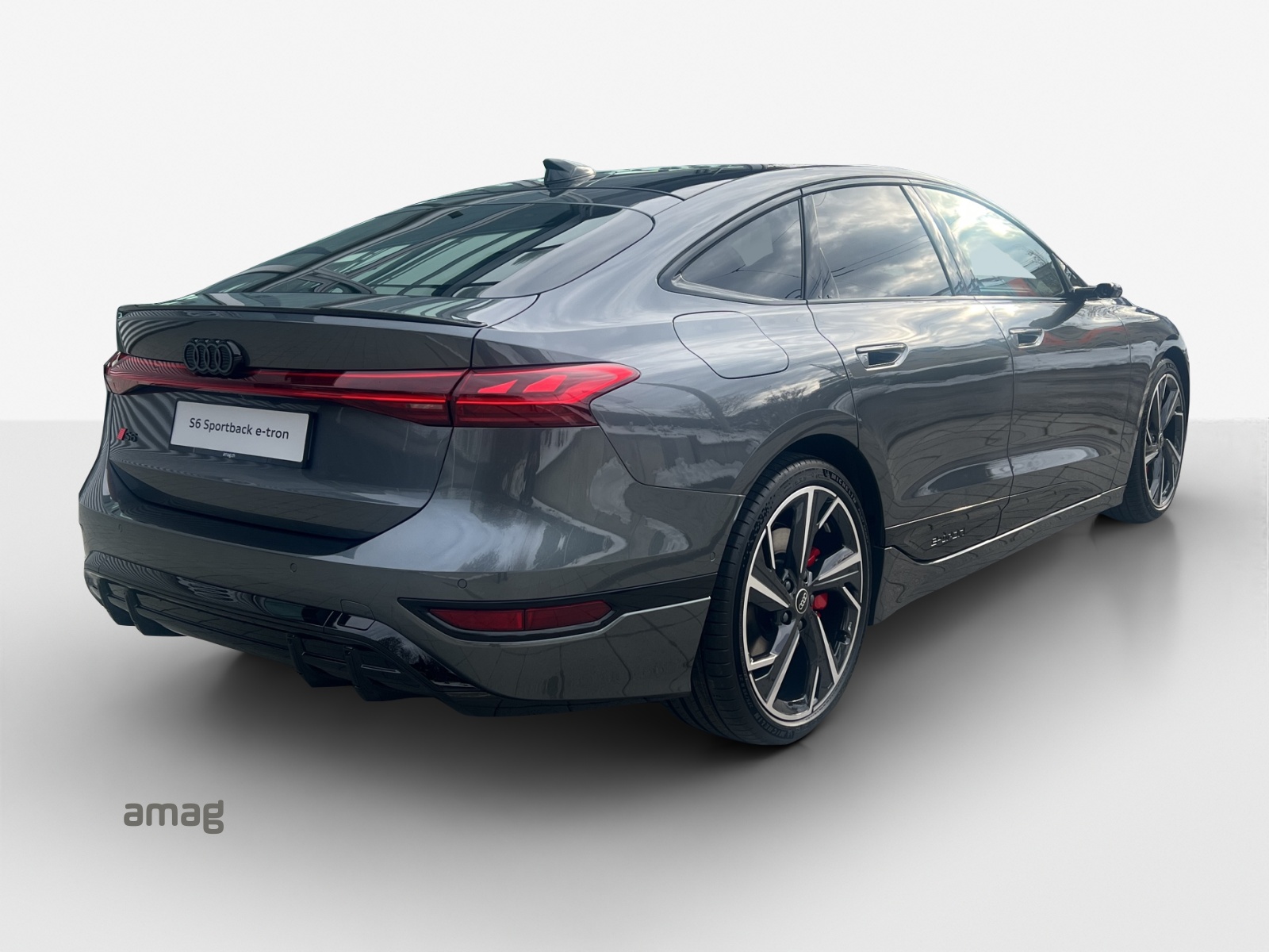 AUDI S6 Sportback e-tron quattro-image-5