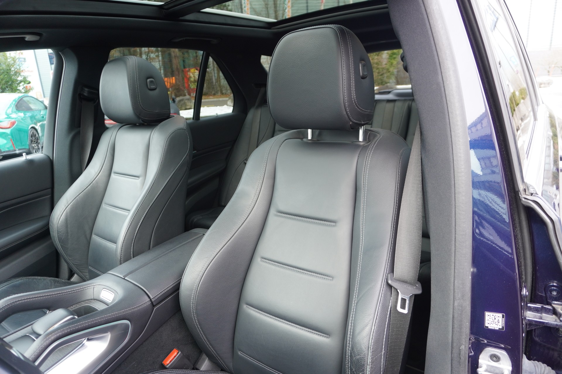 MERCEDES-BENZ GLE 400 d 4Matic AMG Line 9G-Tronic-image-30