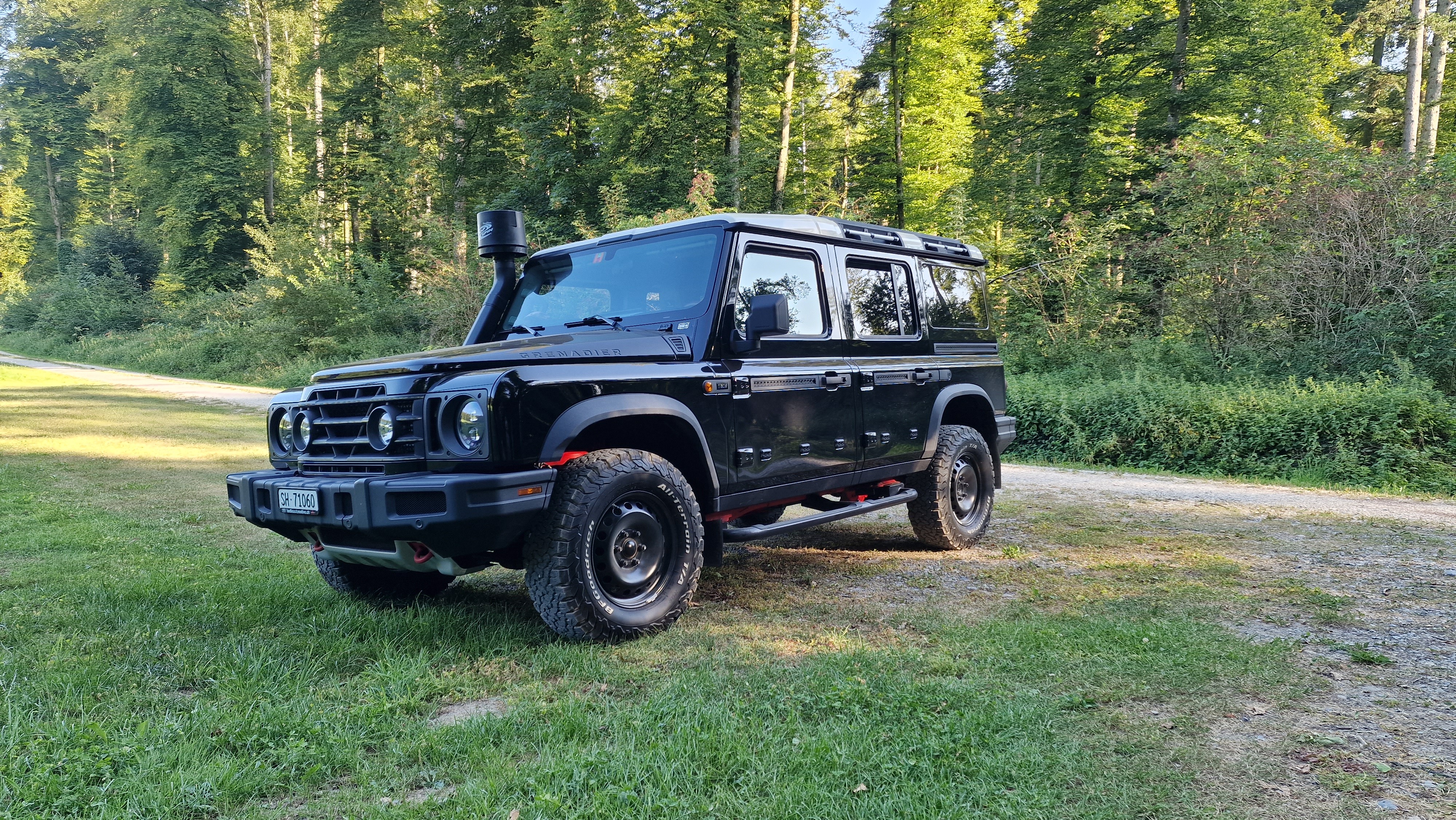 Car photo