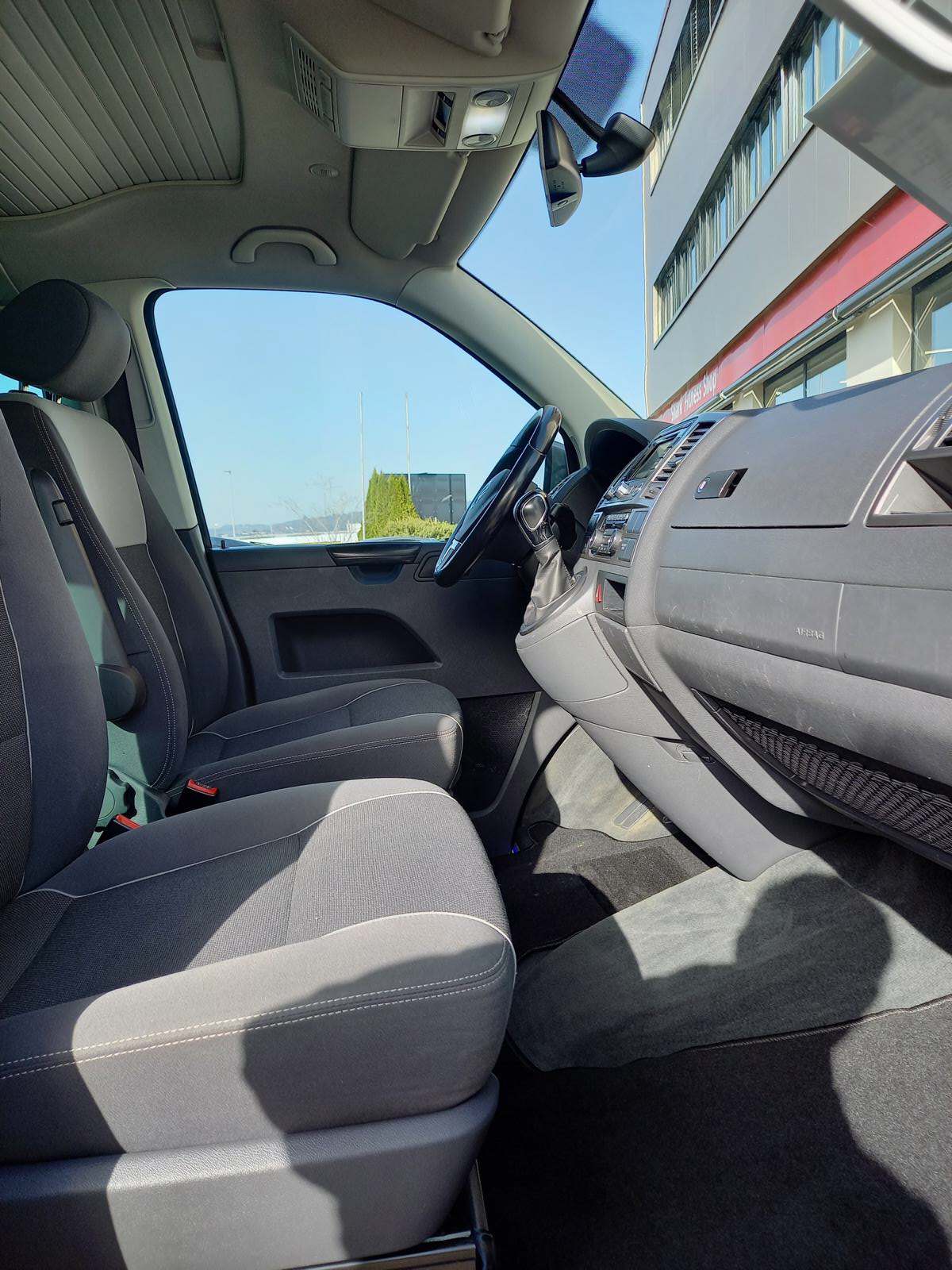 VW T5 California 2.0 TDI Beach DSG-image-9