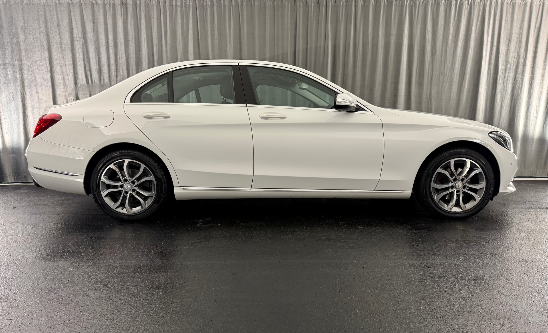 MERCEDES-BENZ C 180 Exclusive 7G-Tronic-image-4