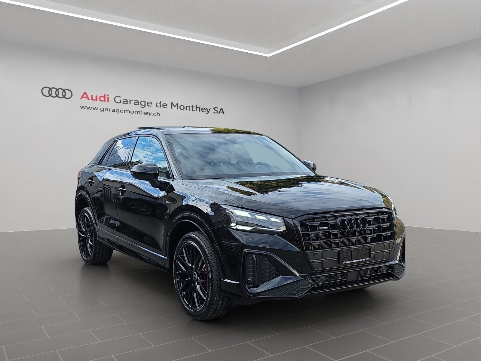 AUDI Q2 40 TFSI S line Attraction quattro S-tronic-image-2