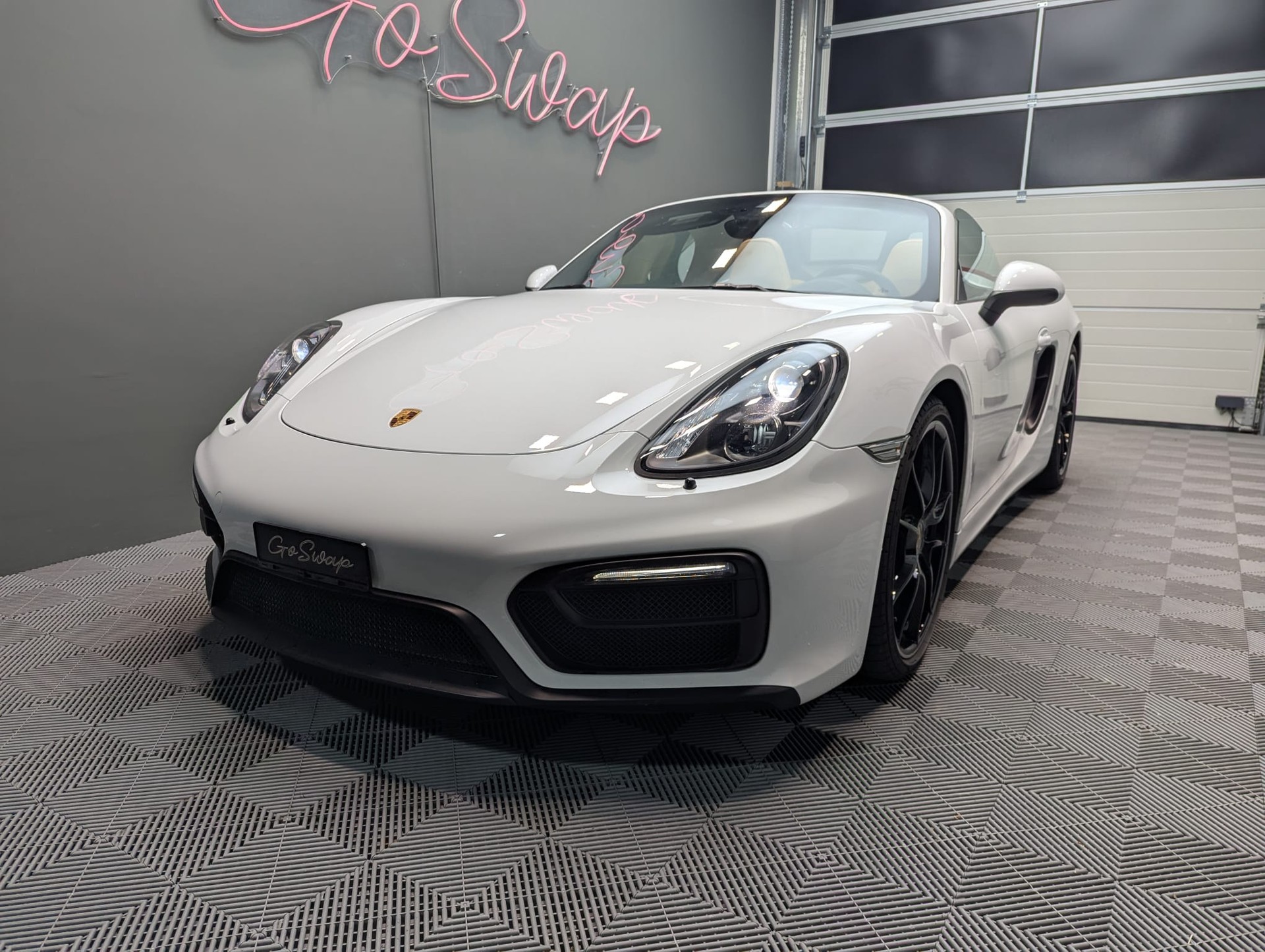 PORSCHE Boxster GTS 3.4 PDK-image-4