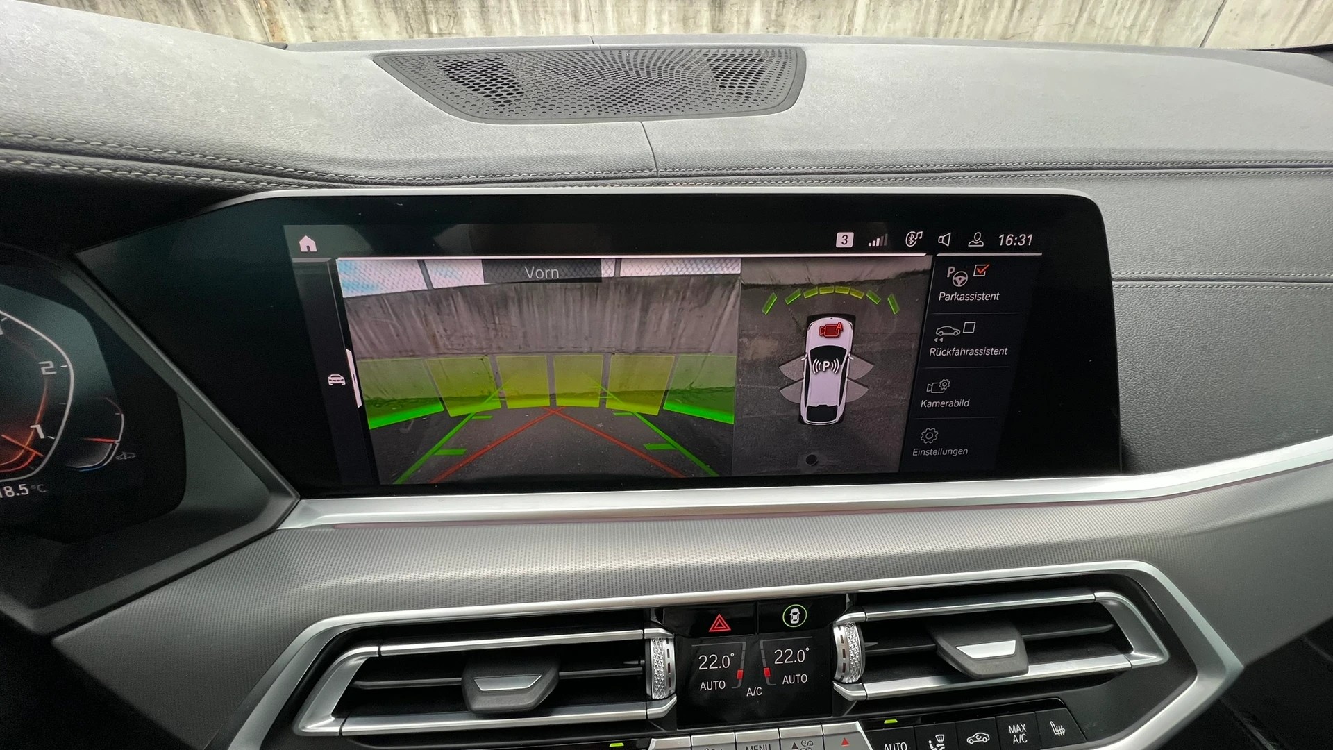BMW X6 M50d BLACK l 400 PS-image-26