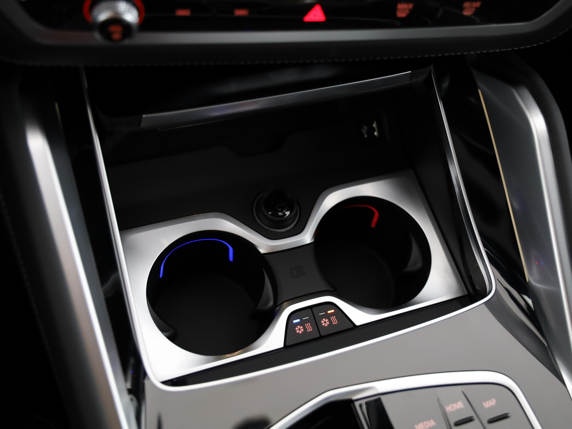 BMW X6 40i xDrive-image-18