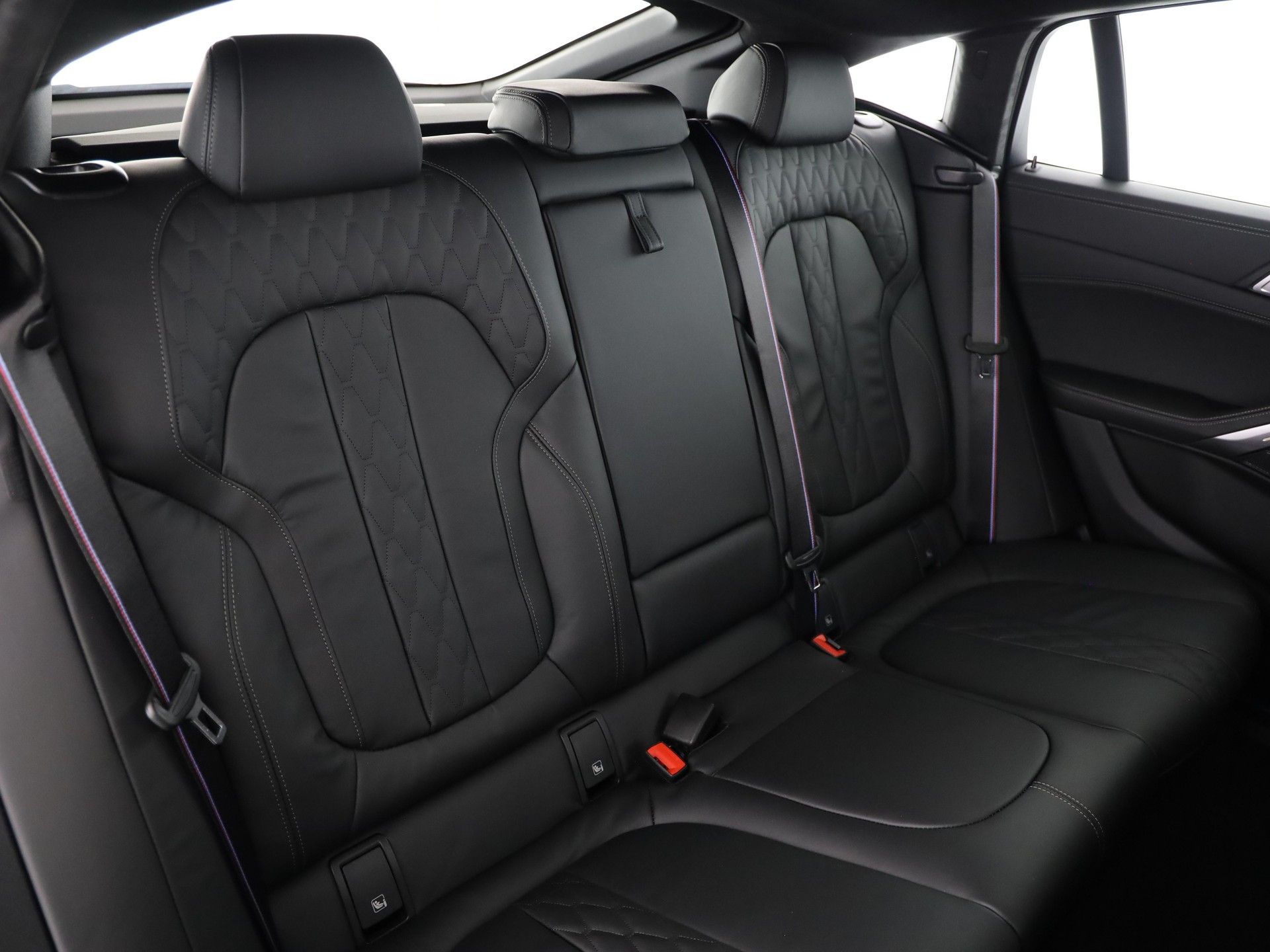 BMW X6 40i xDrive-image-14