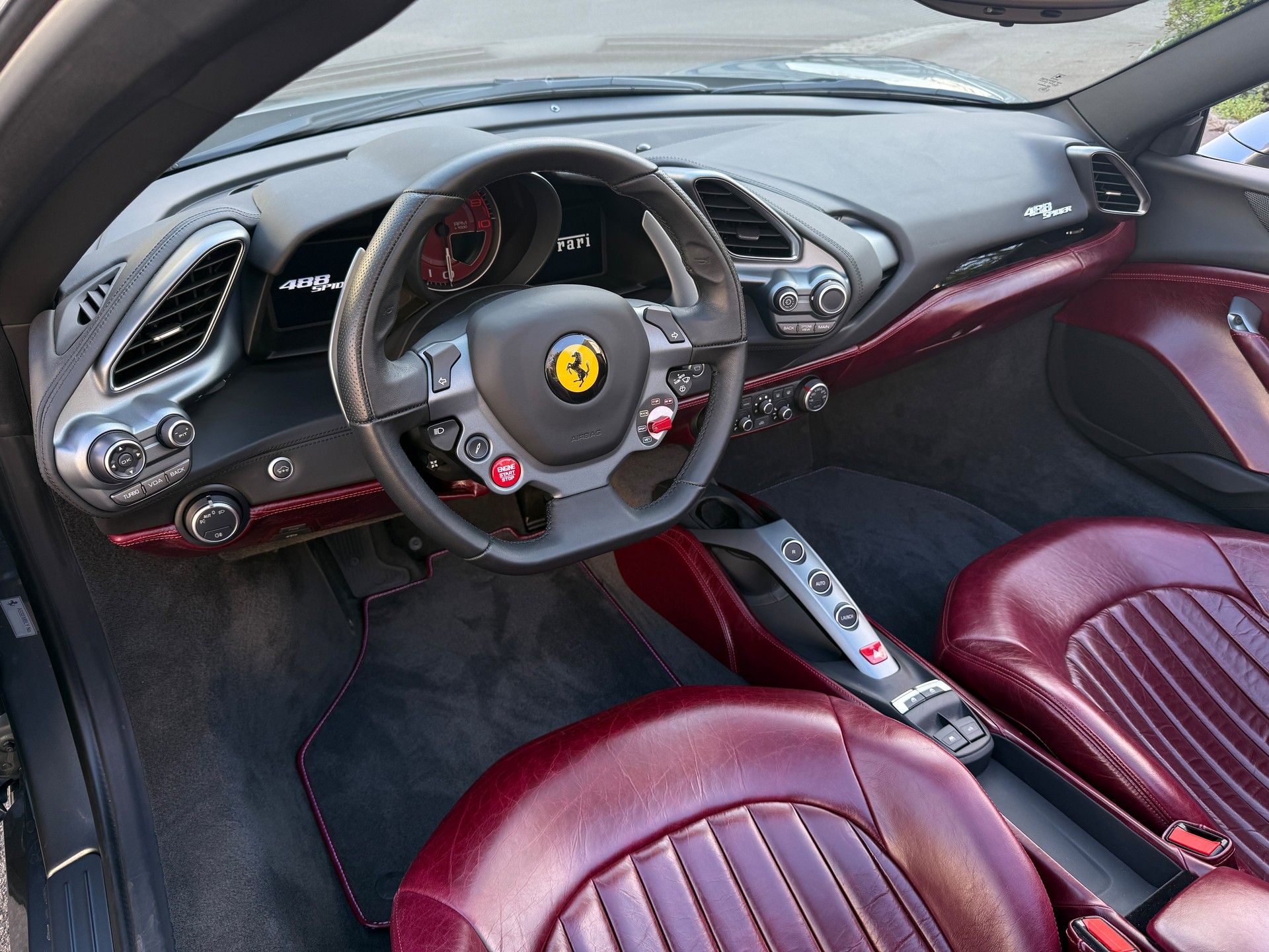 FERRARI 488 Spider 3.9 V8-image-4