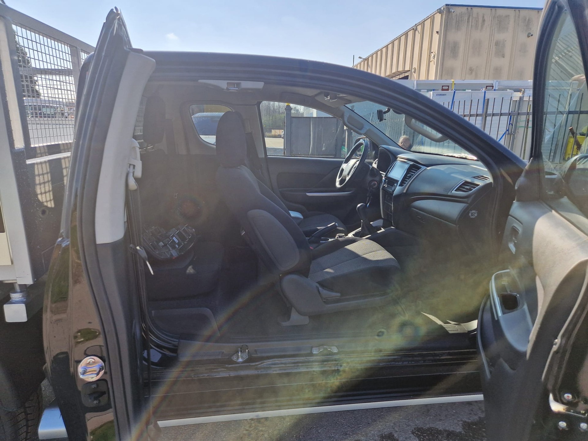 MITSUBISHI L 200 2.2 DID - Value Club Cab - Ponte Ribaltabile 3 Lati "NUOVO" con sopra sponde - Gancio Traino KG. 3000-image-15