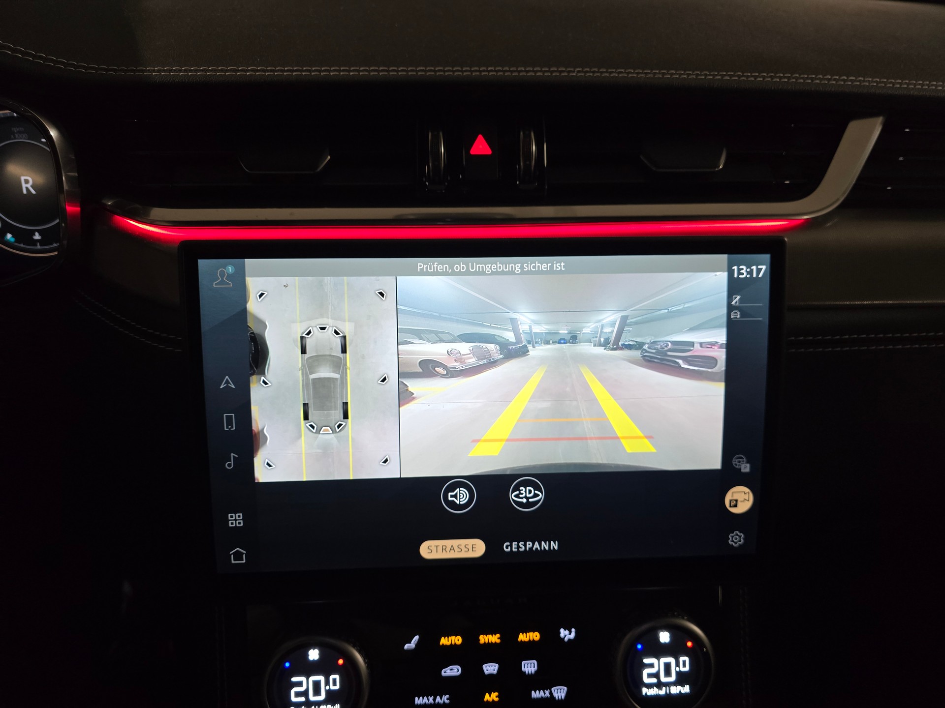 JAGUAR F-Pace 3.0 D300 R-Dynamic MHEV SE 90th Anniversary Edit. AWD-image-14