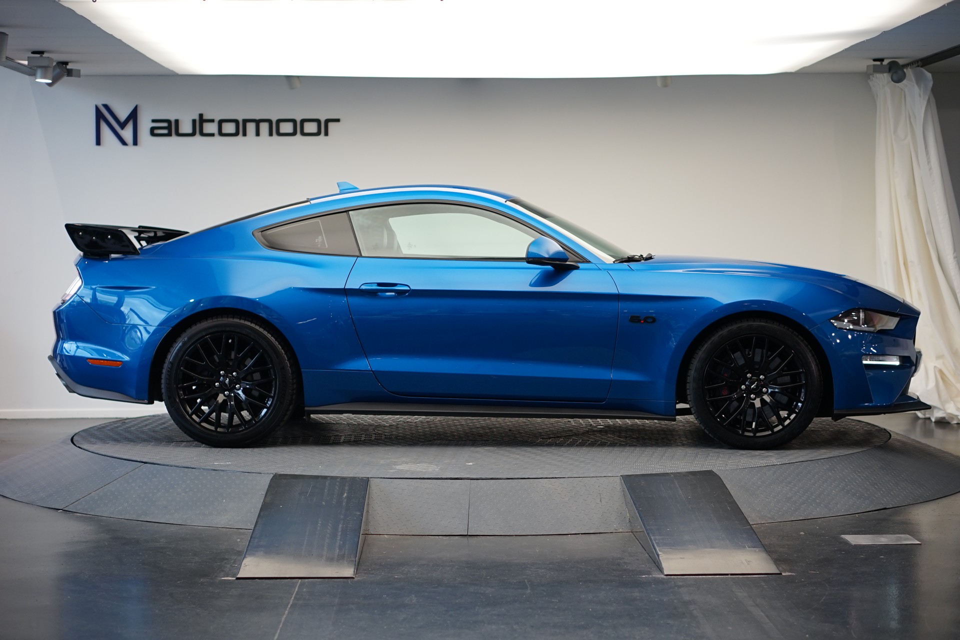 FORD Mustang Fastback 5.0 V8 GT 55 Automat *Shelby Heckspoiler*-image-3