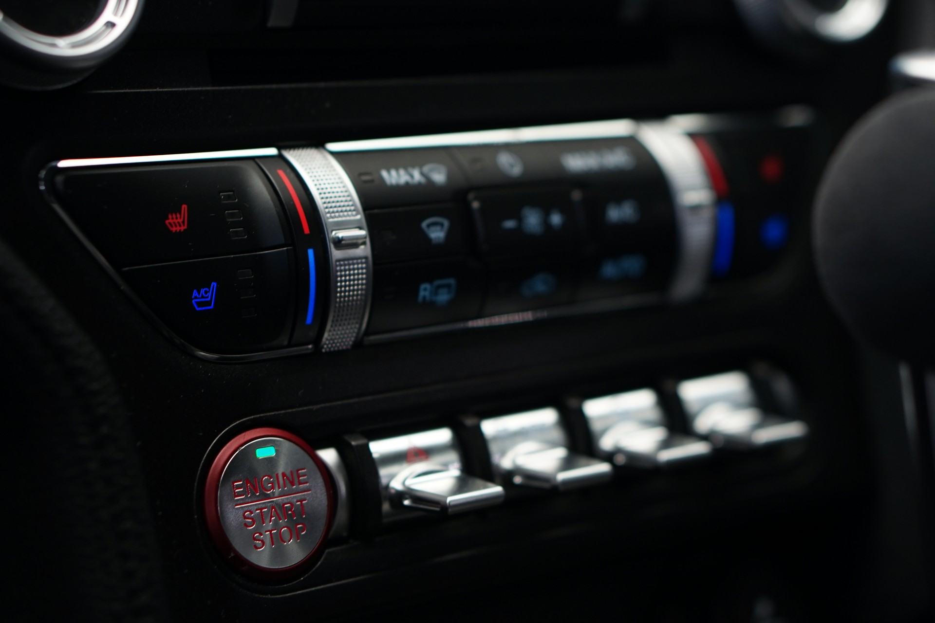 FORD Mustang Fastback 5.0 V8 GT 55 Automat *Shelby Heckspoiler*-image-23