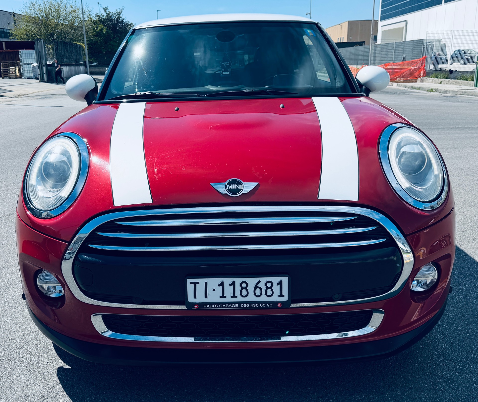 MINI Cooper D F56 Automat-image-1