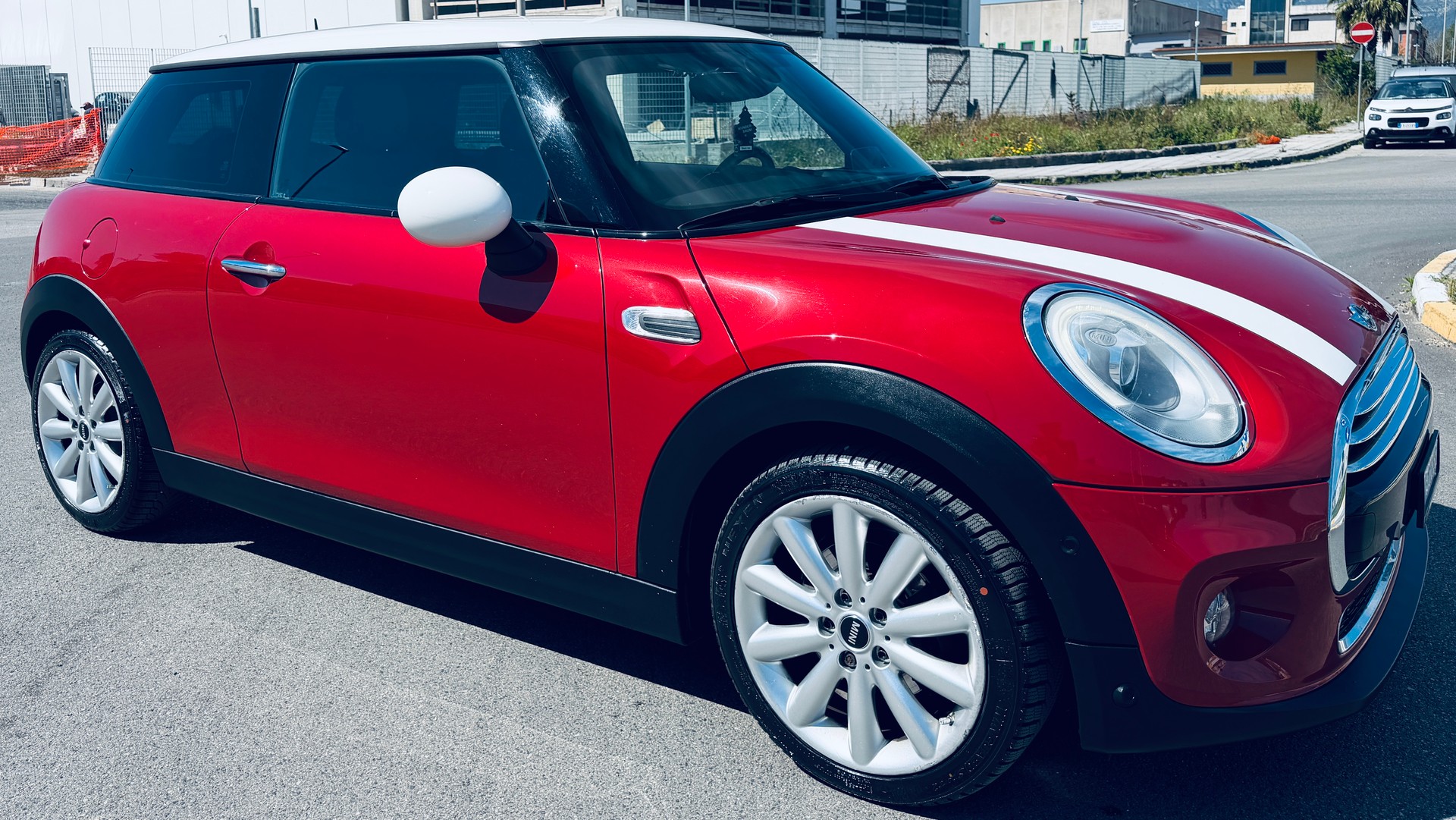MINI Cooper D F56 Automat-image-0