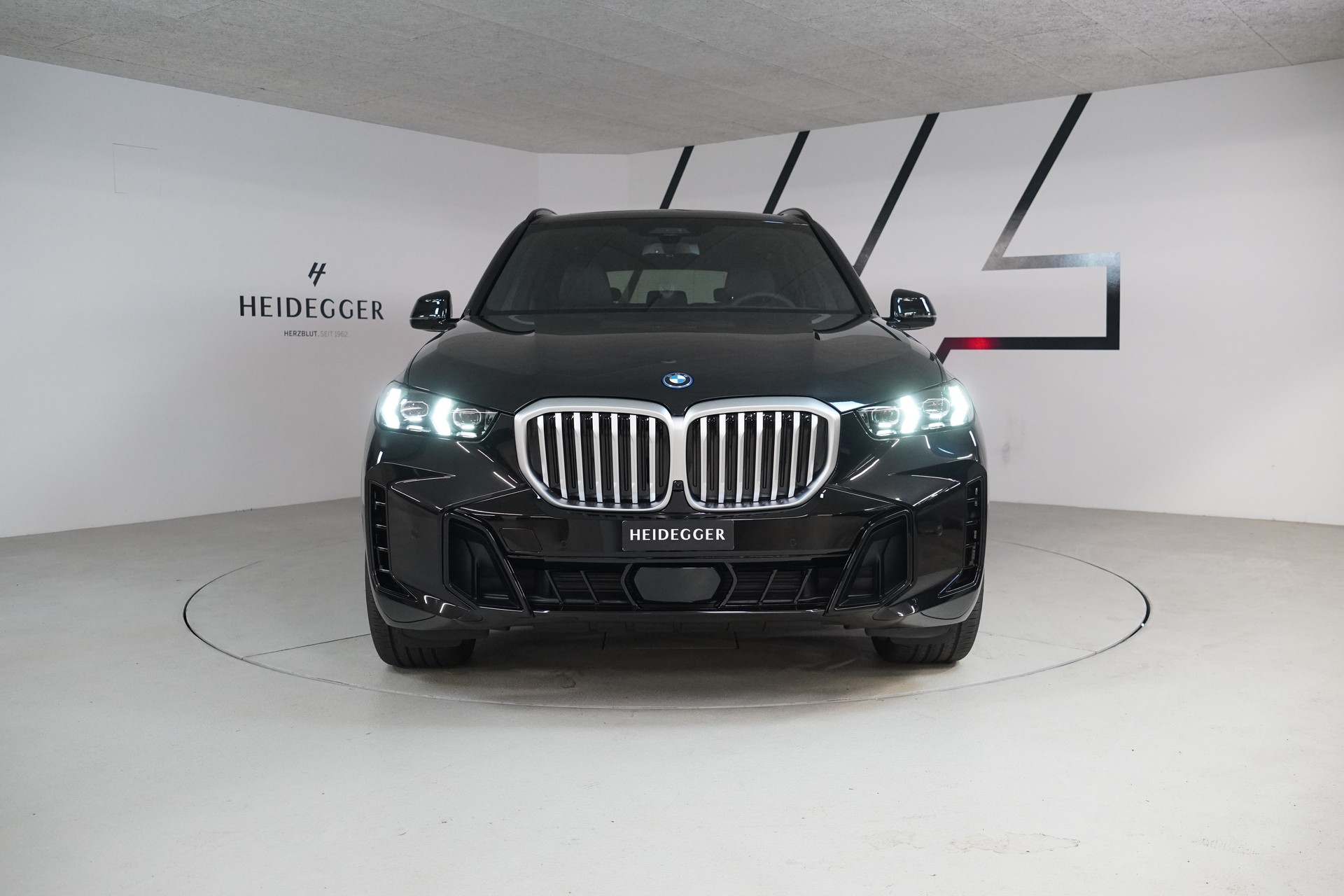 BMW X5 xDrive 50e M Sport Steptronic-image-2
