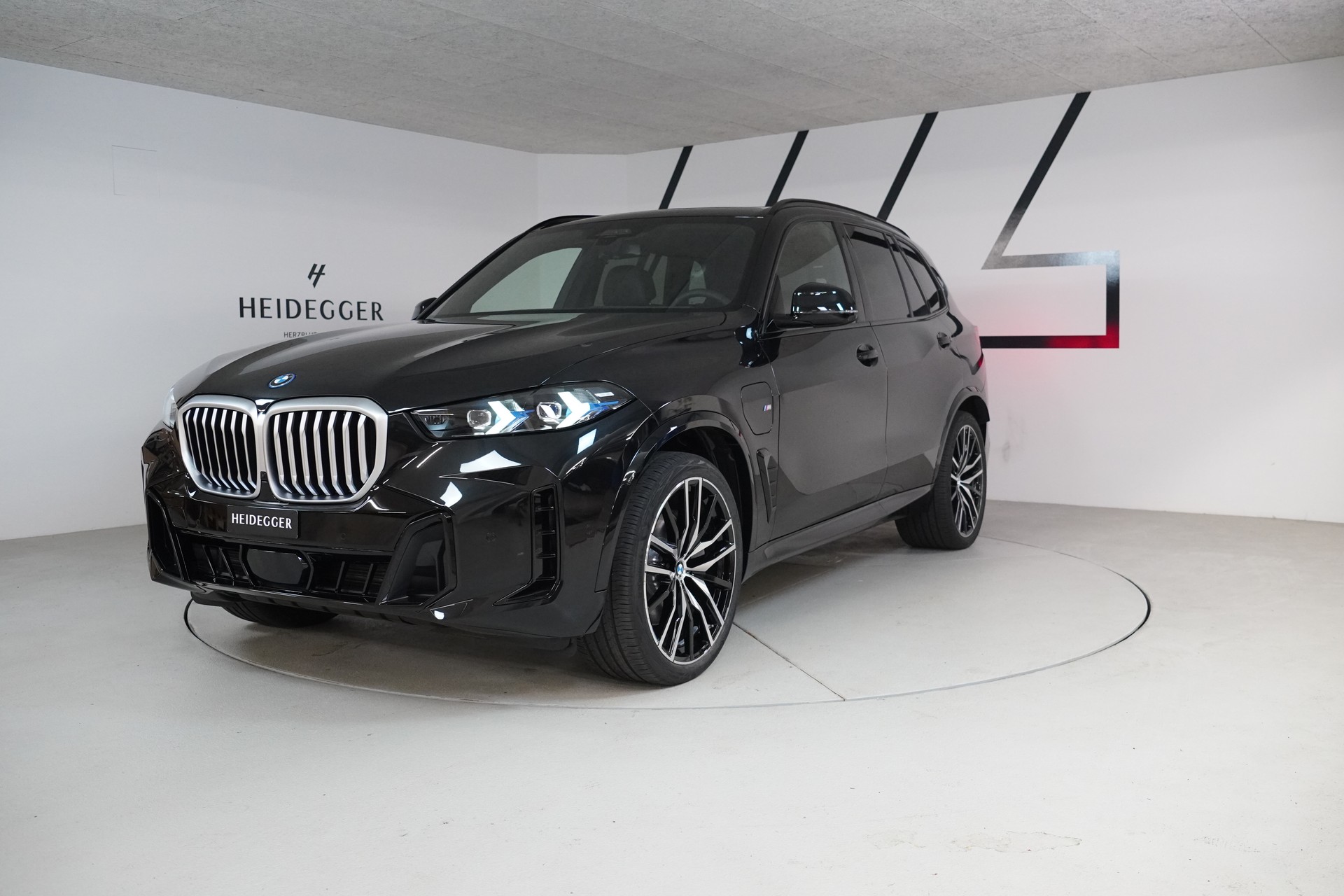 BMW X5 xDrive 50e M Sport Steptronic-image-0