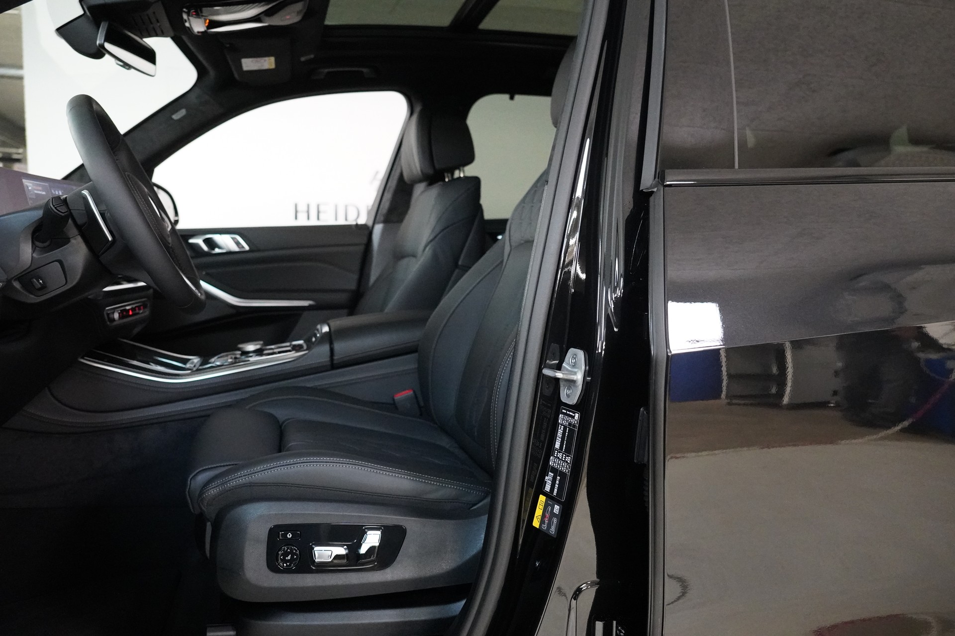 BMW X5 xDrive 50e M Sport Steptronic-image-12