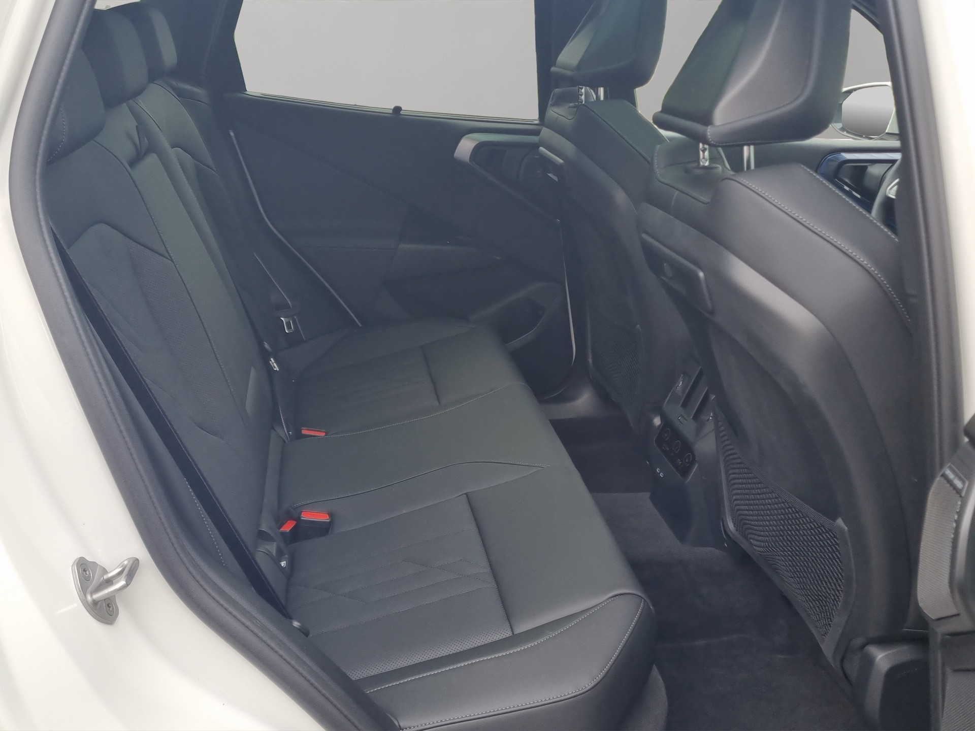 BMW X3 xDrive 48V 40d M Sport Pro-image-21