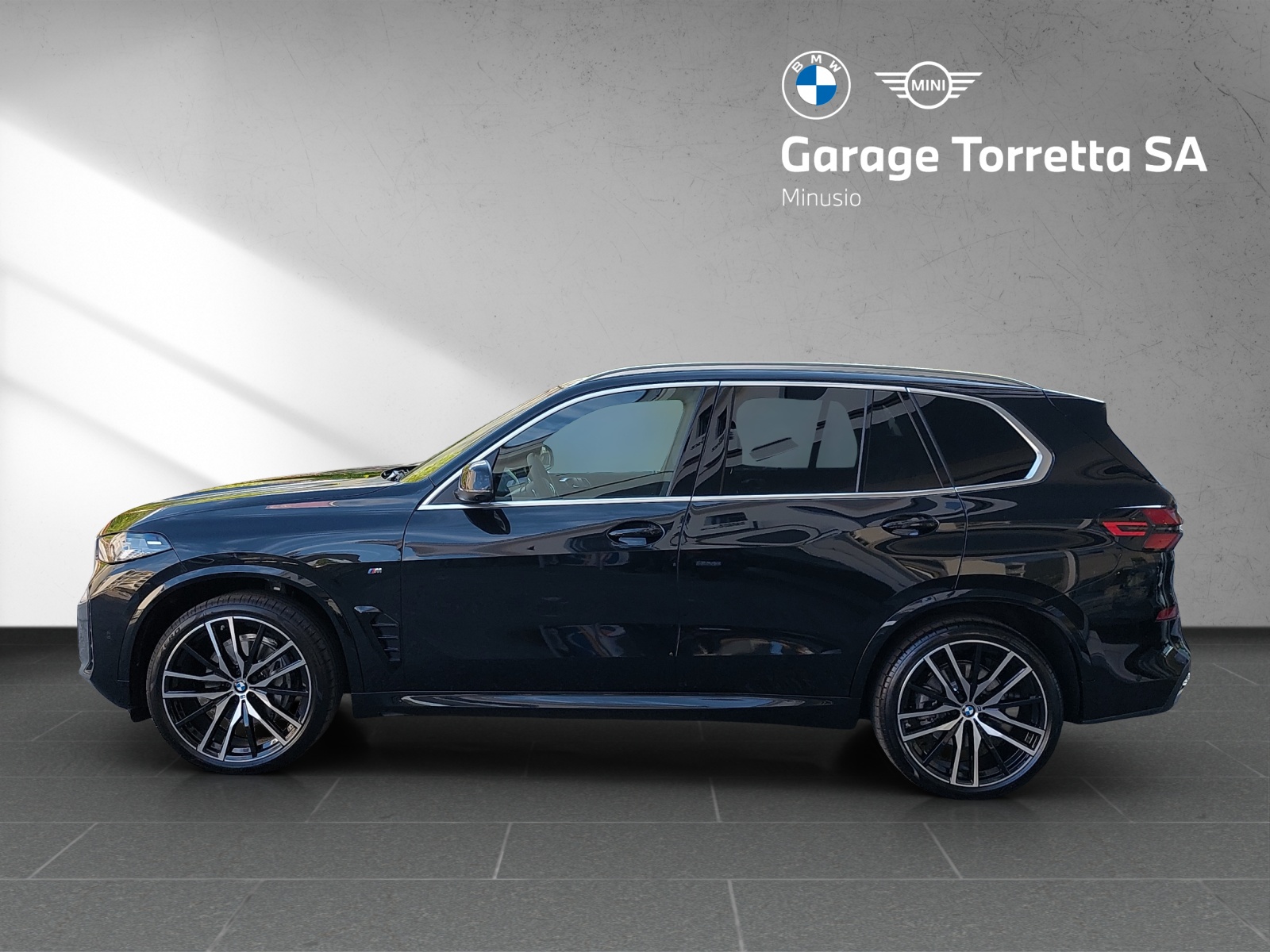 BMW X5 xDrive 48V 30d M Sport Steptronic-image-1