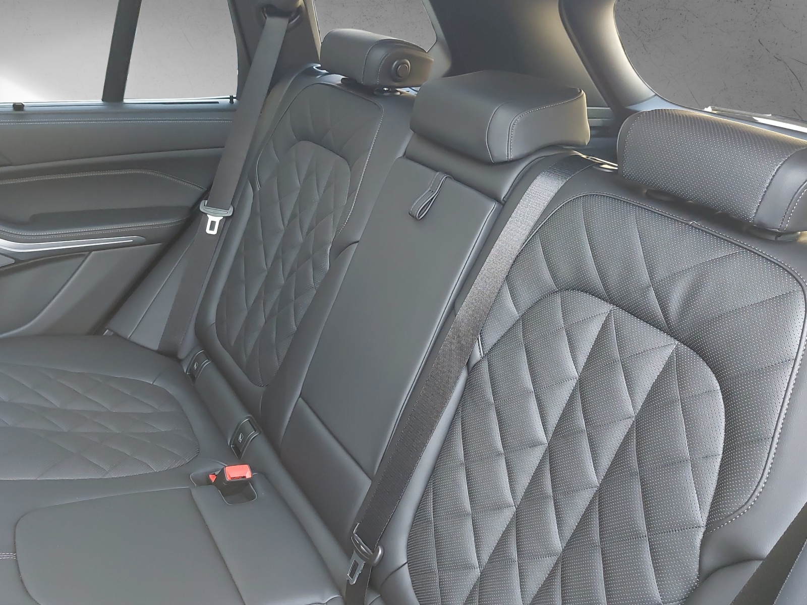 BMW X5 xDrive 48V 30d M Sport Steptronic-image-16