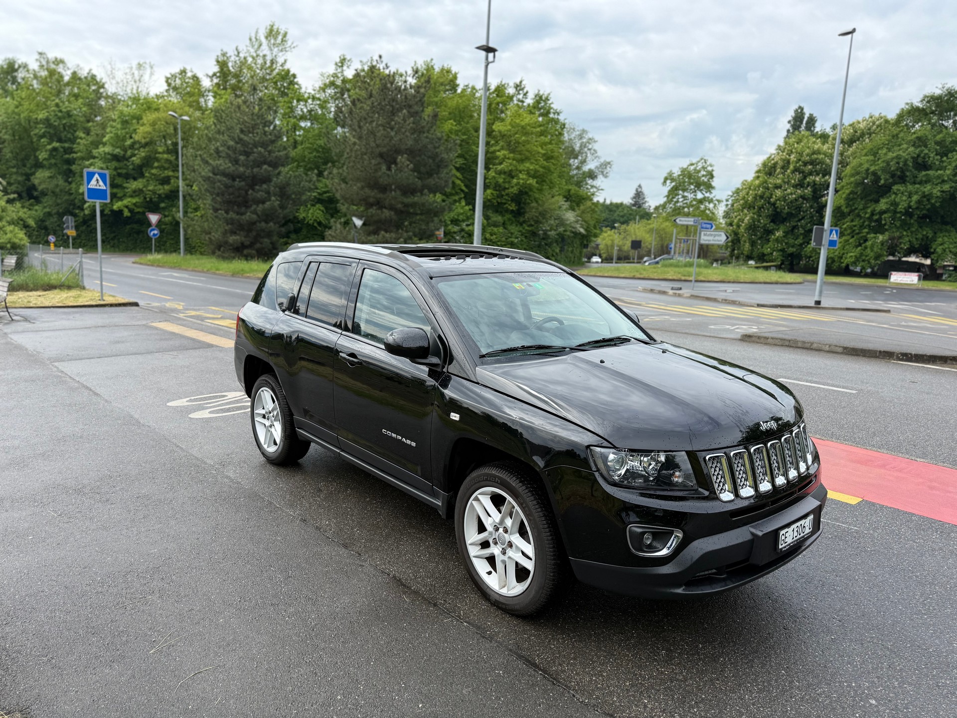 JEEP Compass 2.2 CRD Limited-image-1