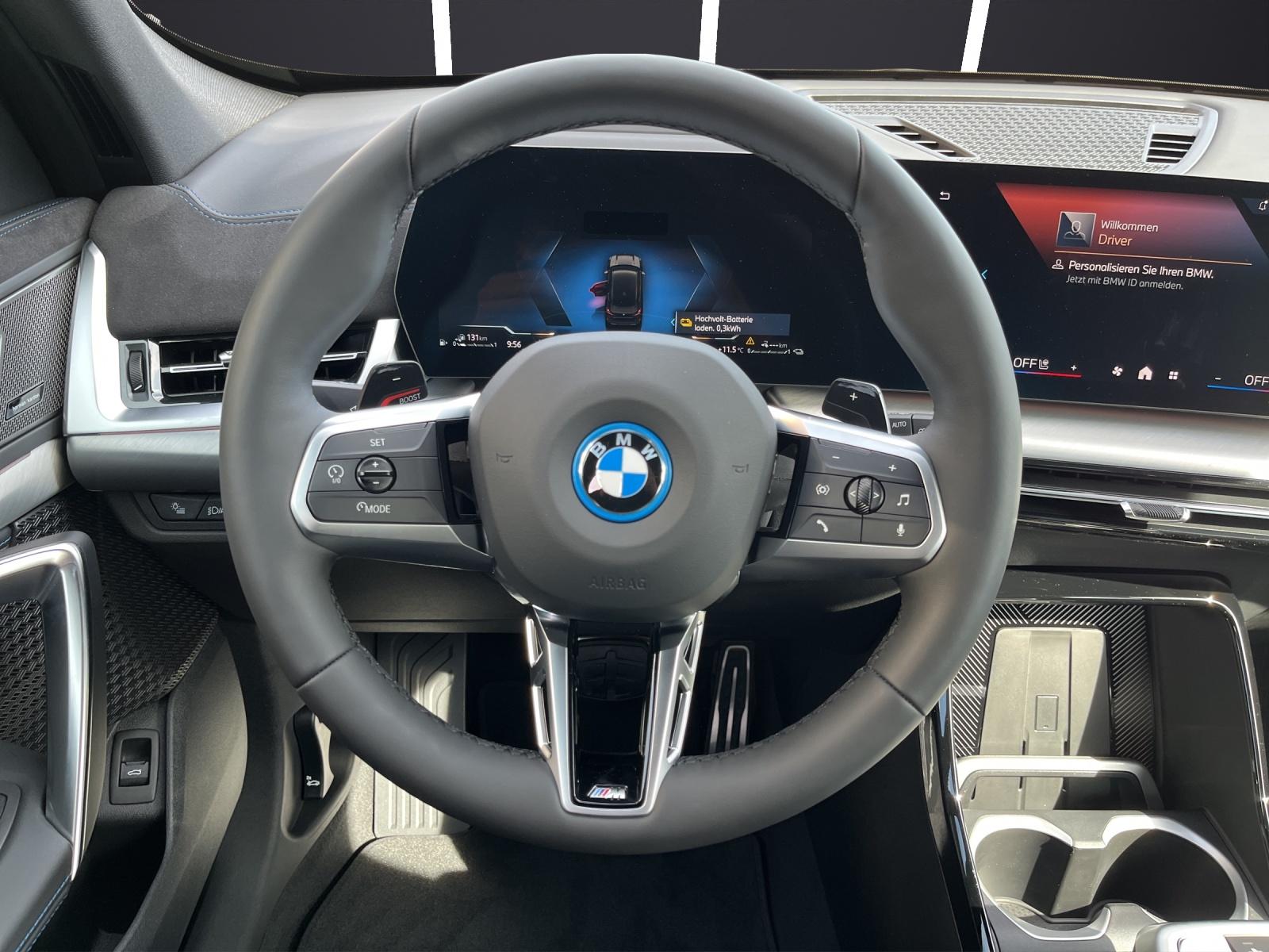 BMW X1 30e xDrive paddles-image-5