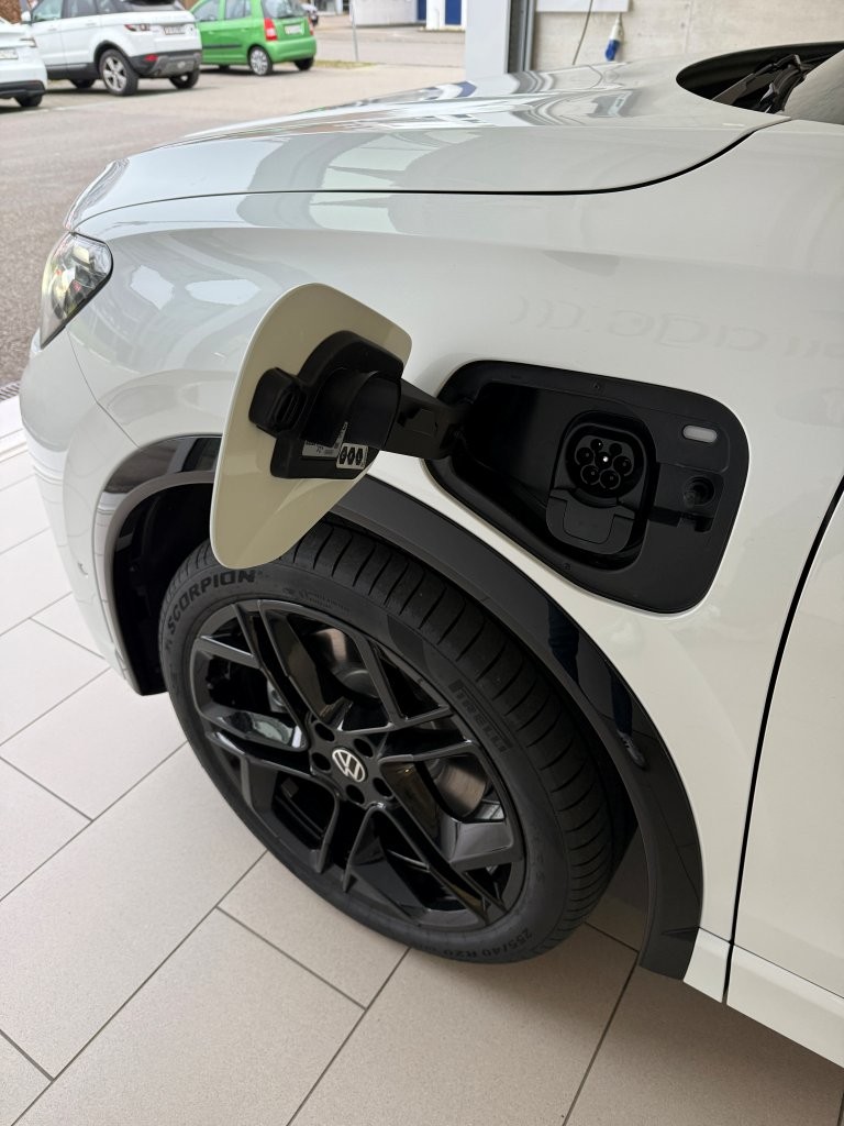 VW Tiguan 1.5 TSI evo2 eHybrid R-Line DSG-image-5