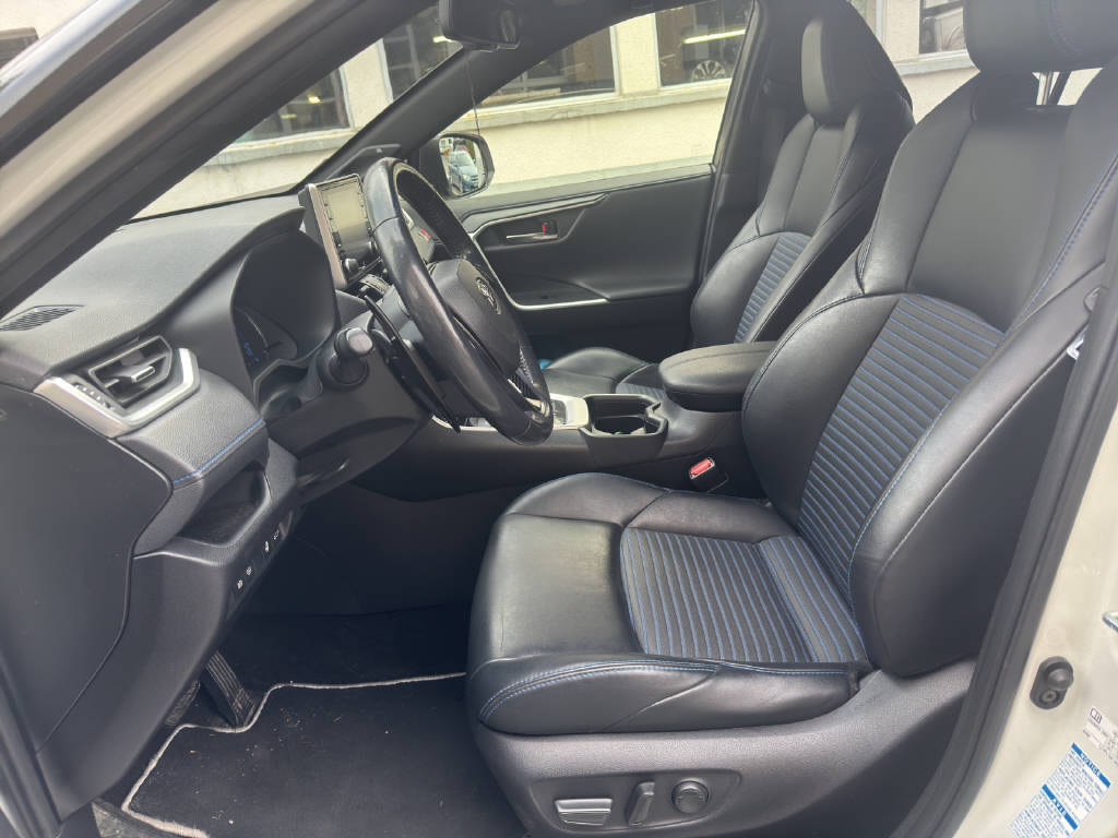 TOYOTA RAV-4 2.5 HEV Style-image-5