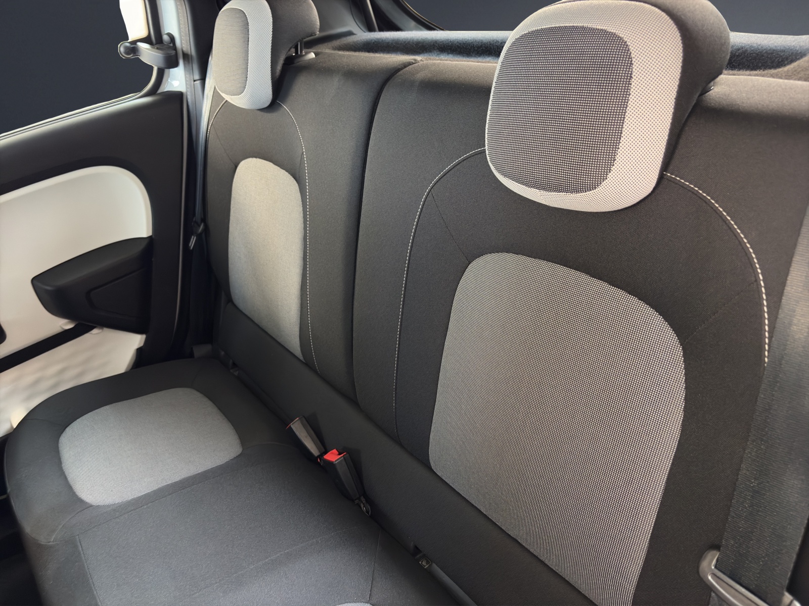 RENAULT Twingo Electric Zen-image-12