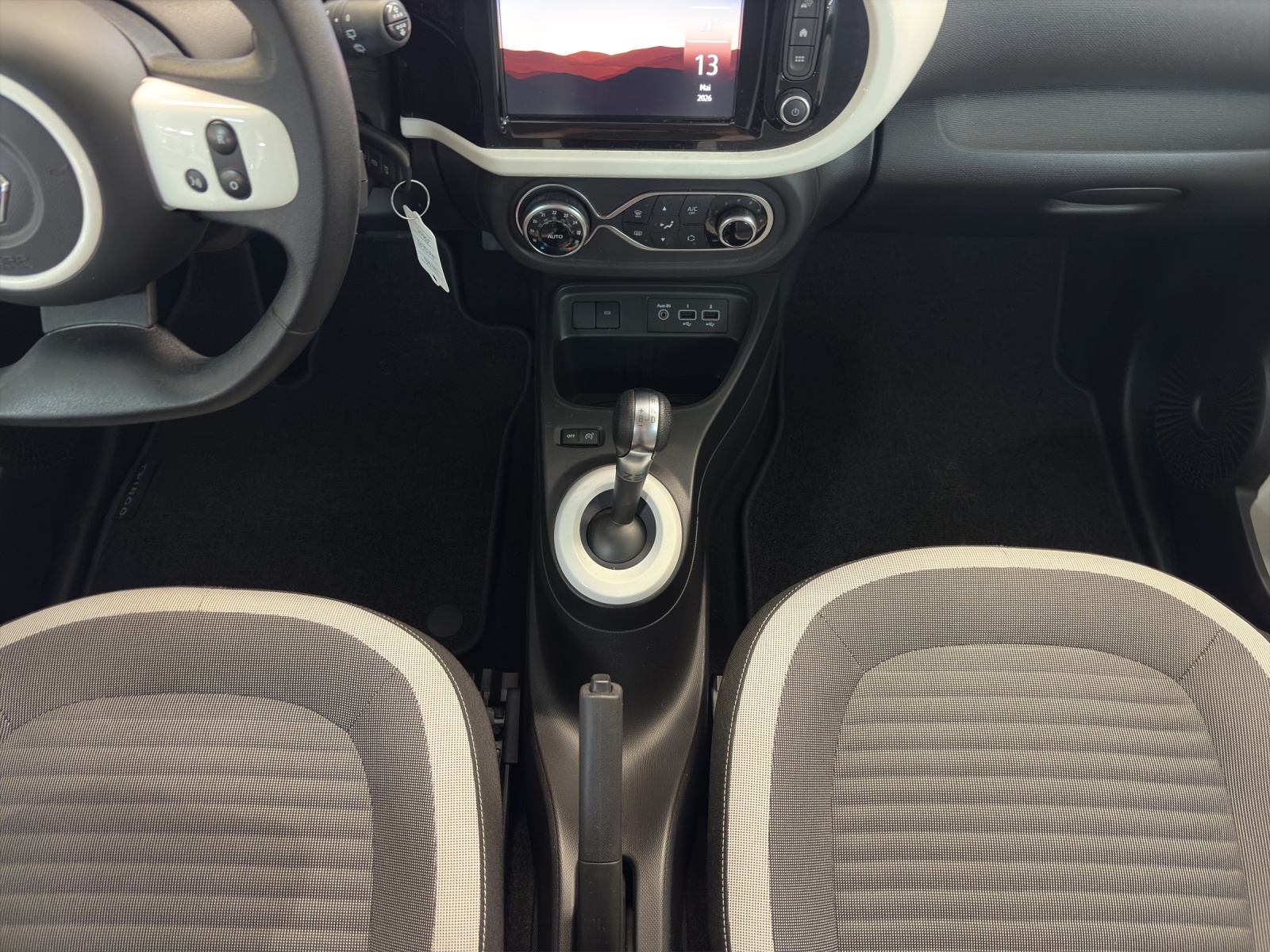 RENAULT Twingo Electric Zen-image-9