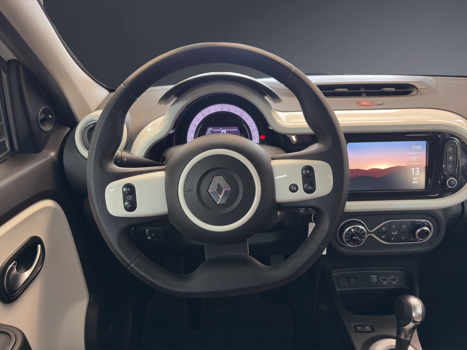 RENAULT Twingo Electric Zen-image-11