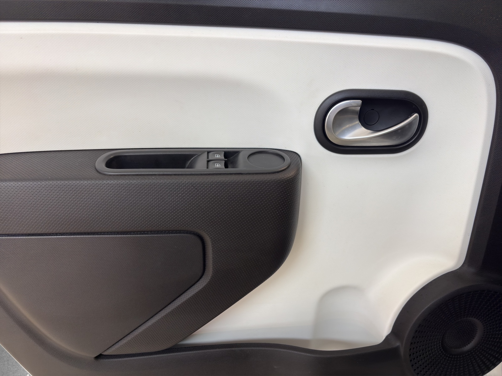 RENAULT Twingo Electric Zen-image-14