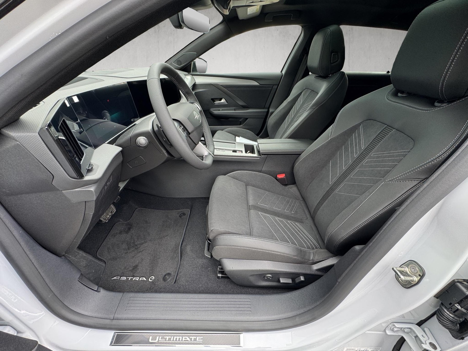 OPEL Astra-e Sports Tourer Ultimate-image-8