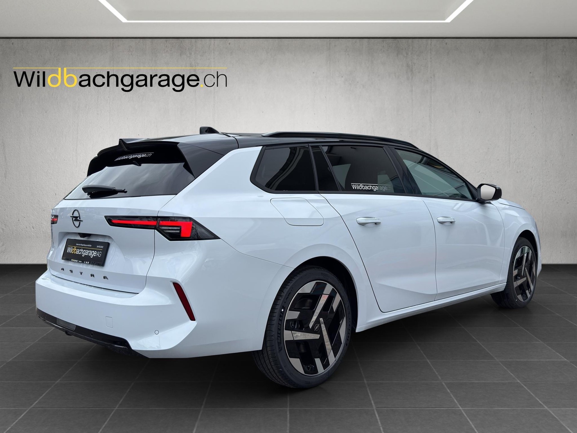 OPEL Astra-e Sports Tourer Ultimate-image-13