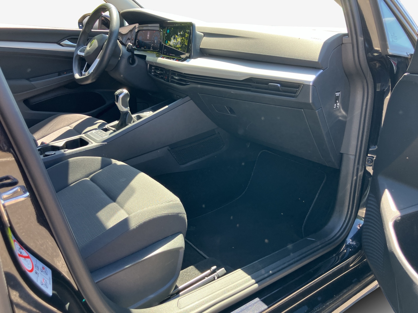 VW Golf Variant 1.0 TSI Value-image-14