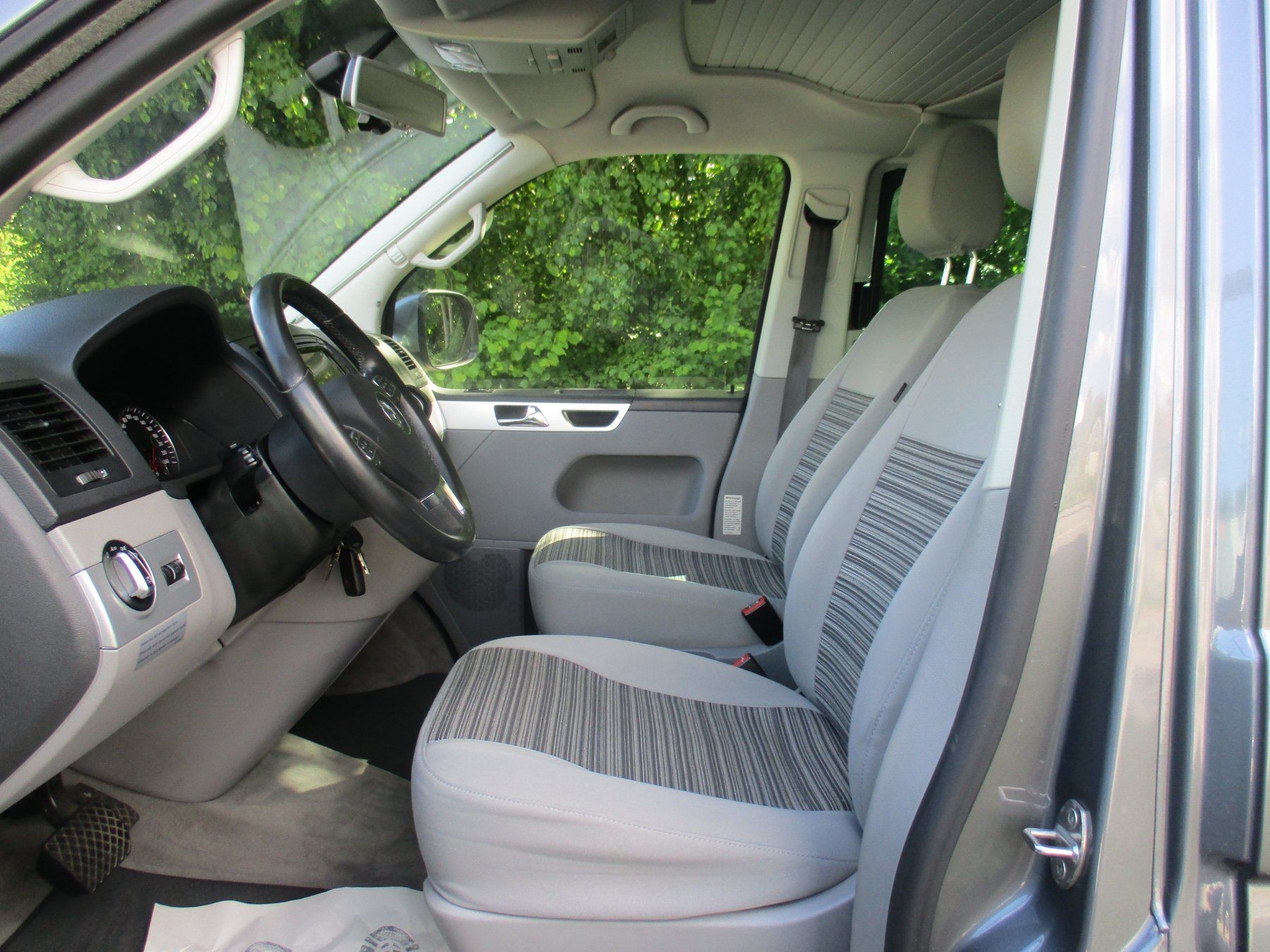 VW T5 California 2.0 TDI Comfortline DSG-image-7
