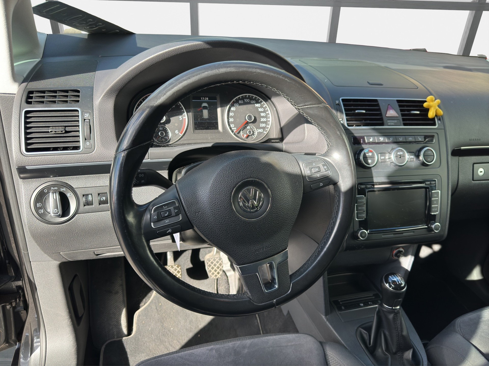 VW Touran 2.0 TDI Comfortline-image-8