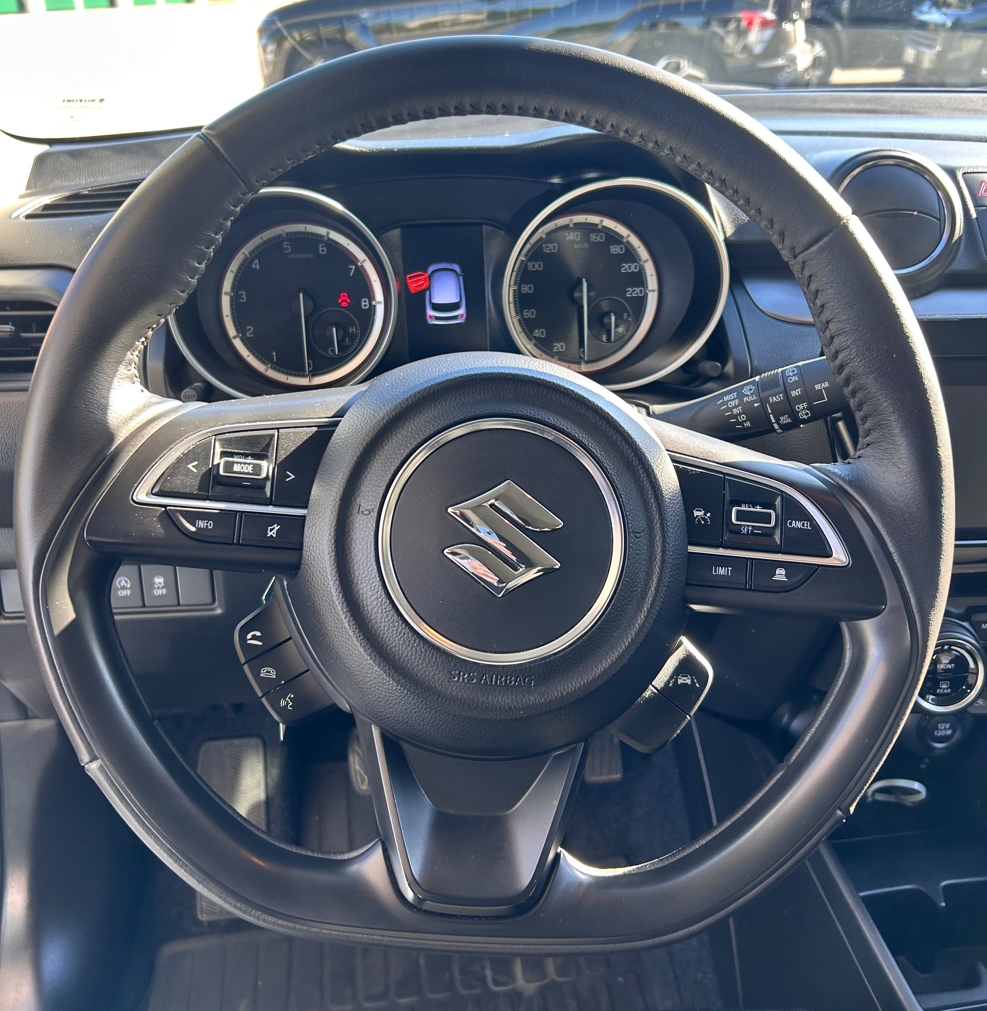 SUZUKI Swift 1.2i Piz Sulai Allgrip 4x4 Hybrid-image-10