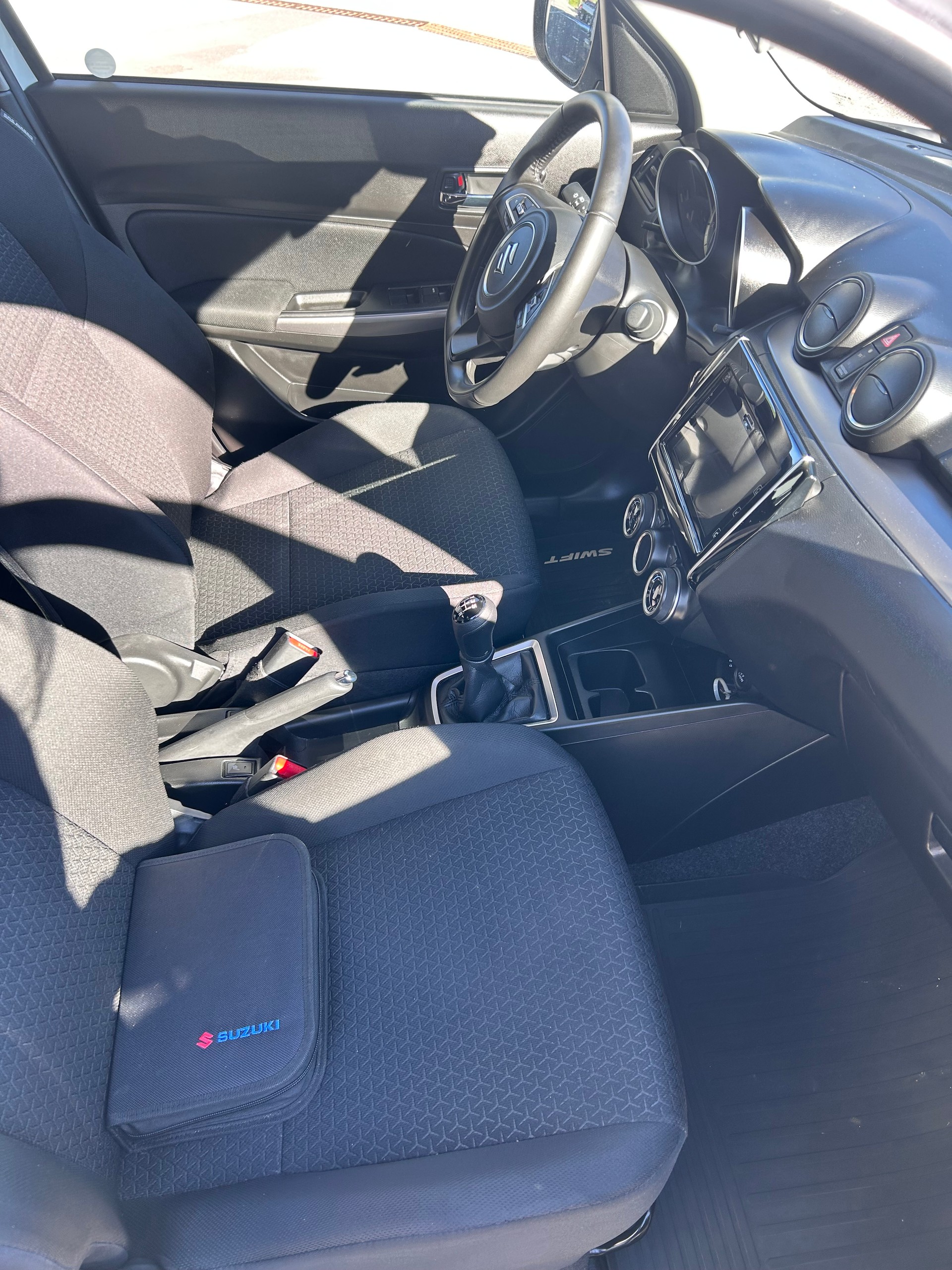 SUZUKI Swift 1.2i Piz Sulai Allgrip 4x4 Hybrid-image-7