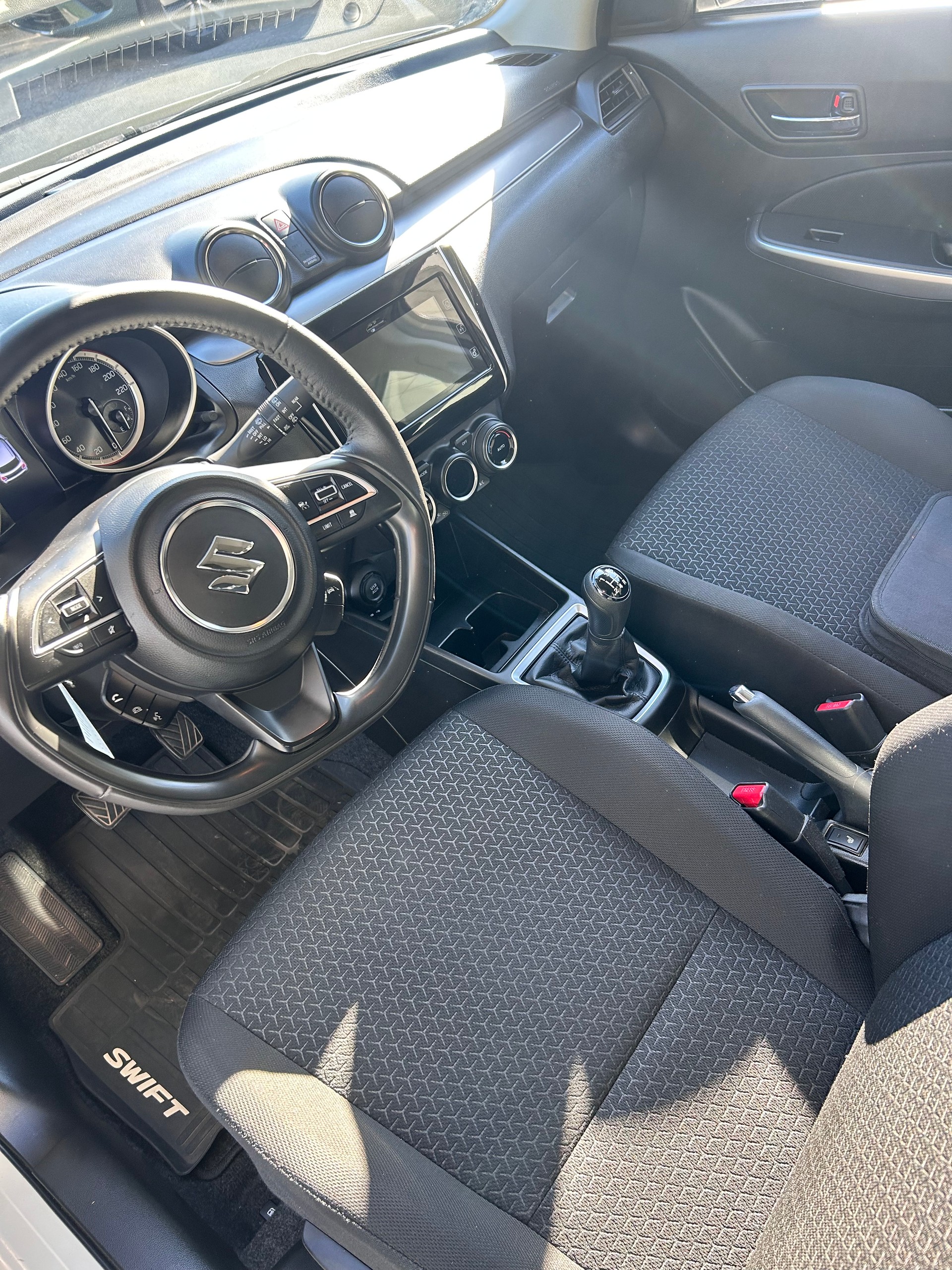 SUZUKI Swift 1.2i Piz Sulai Allgrip 4x4 Hybrid-image-6