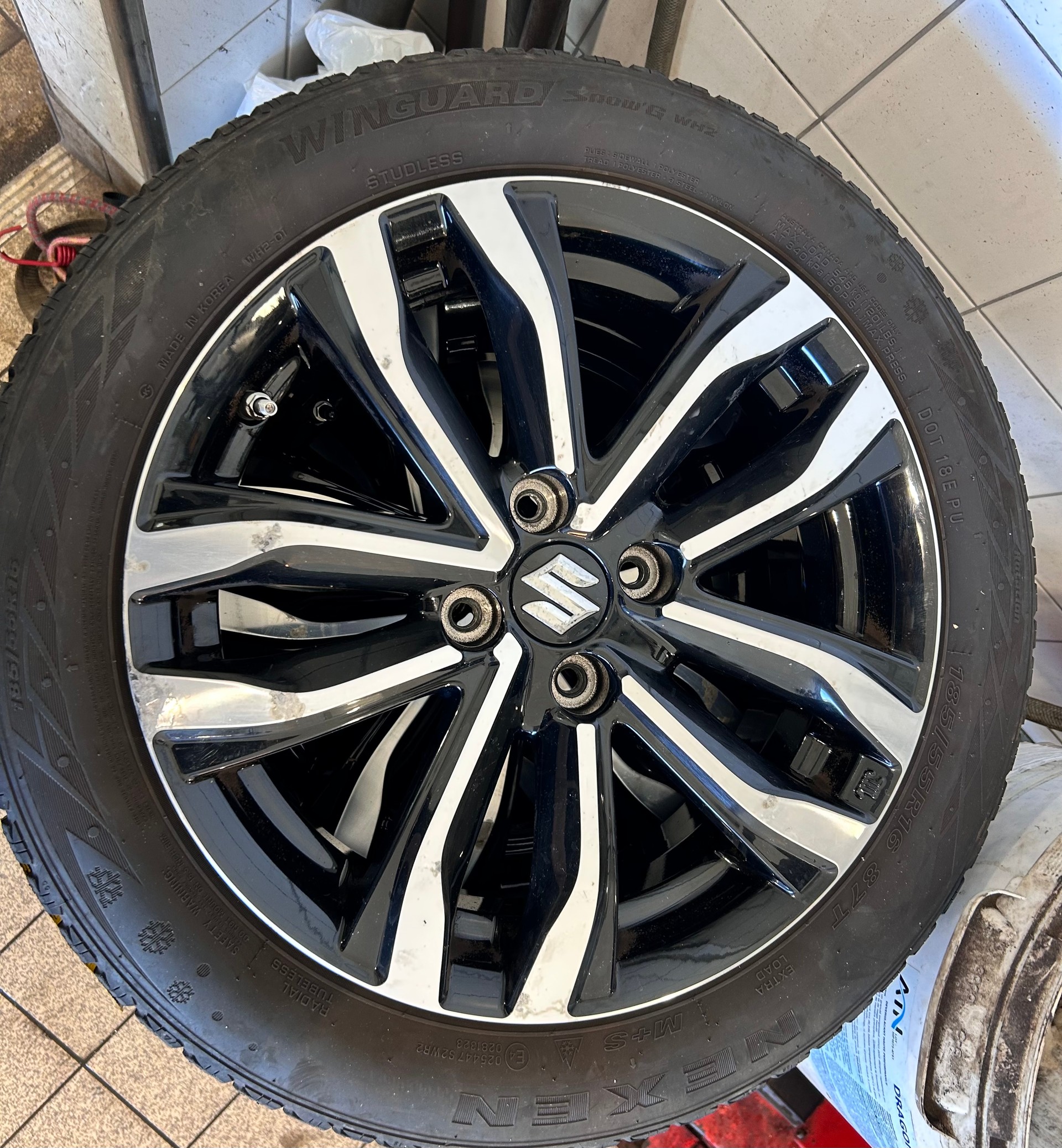 SUZUKI Swift 1.2i Piz Sulai Allgrip 4x4 Hybrid-image-14