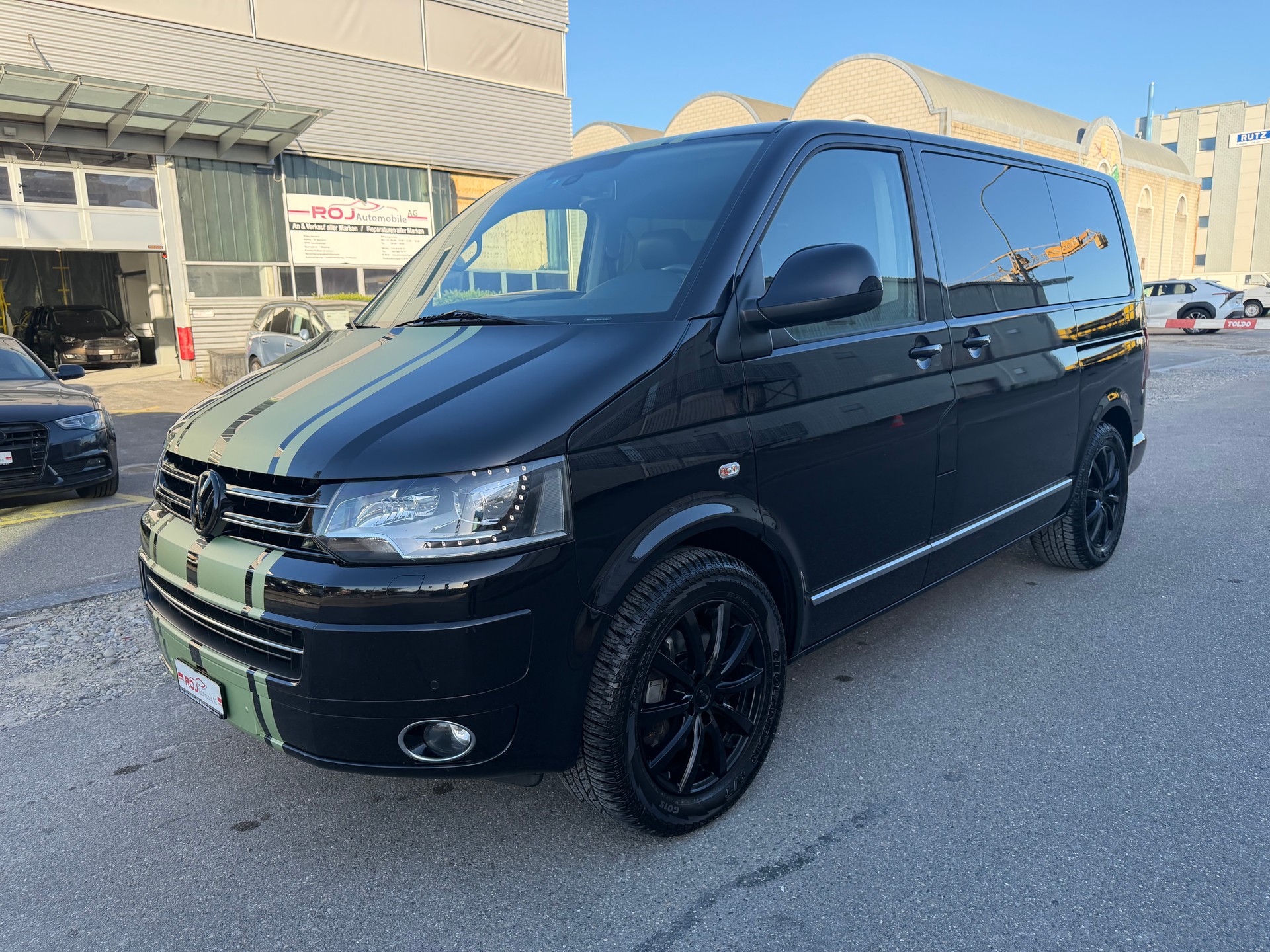 VW T5 Multivan 2.0 Bi-TDI CR Highline DSG-showroom-element-1