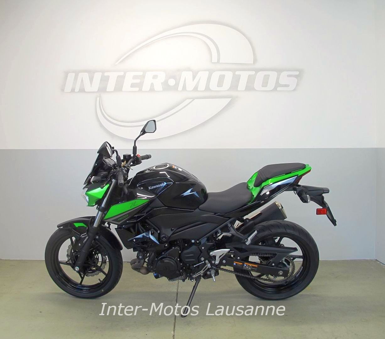 KAWASAKI Z400 PACK SPORT-showroom-element-3