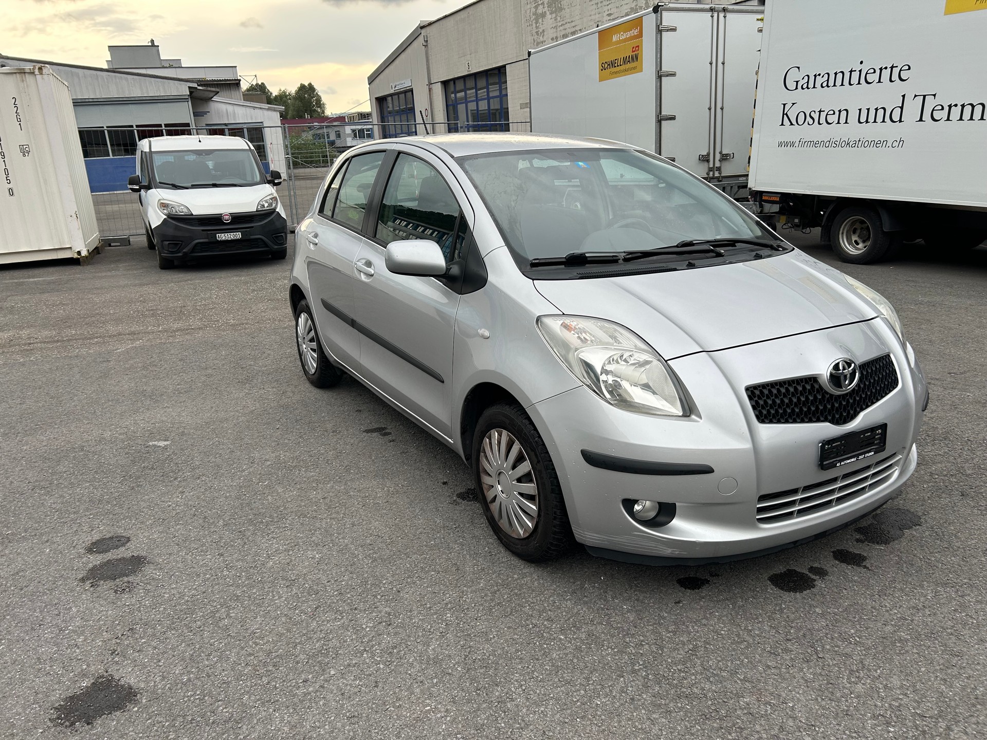 TOYOTA Yaris 1.3 City Multimode-image-1
