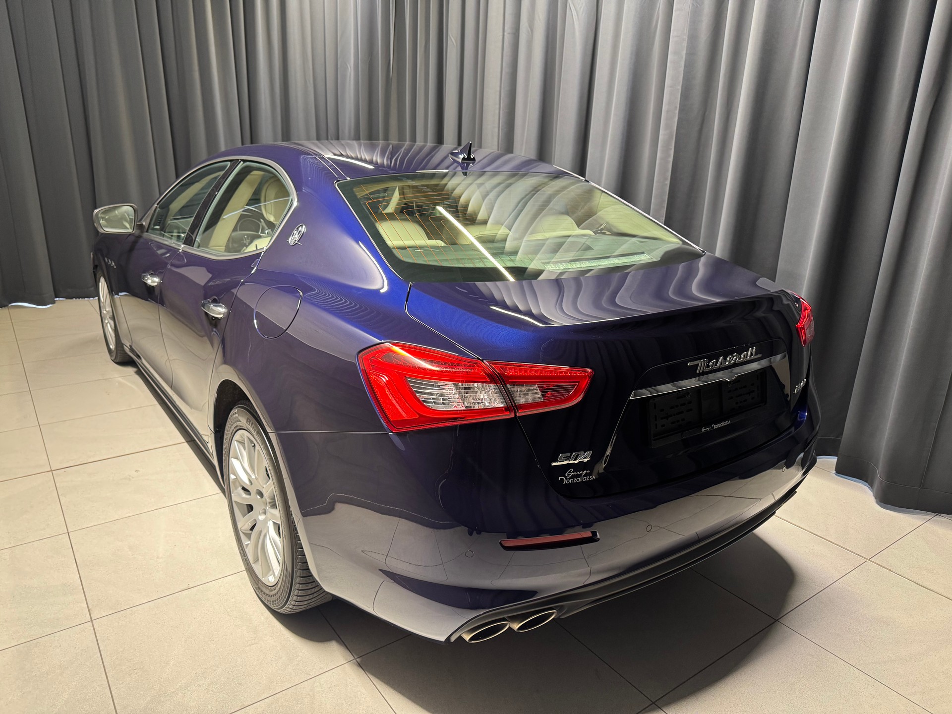 MASERATI Ghibli S Q4 3.0 GranLusso Automatica(M)(8)-image-3