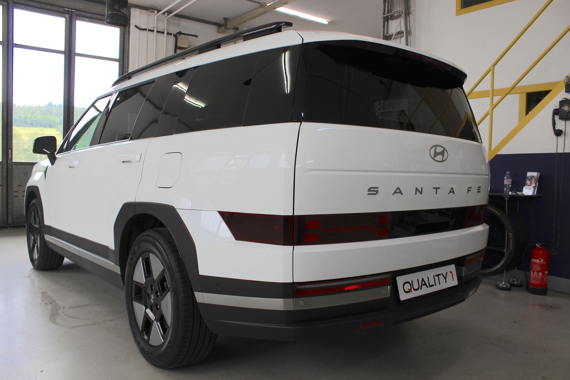 HYUNDAI Santa Fe 1.6 T-GDi HEV Vertex Swiss 4WD Automatic 💥 Schweizer Fahrzeug 💥 Garantie bis 19-12-29 💥 Lieferung möglich-image-6