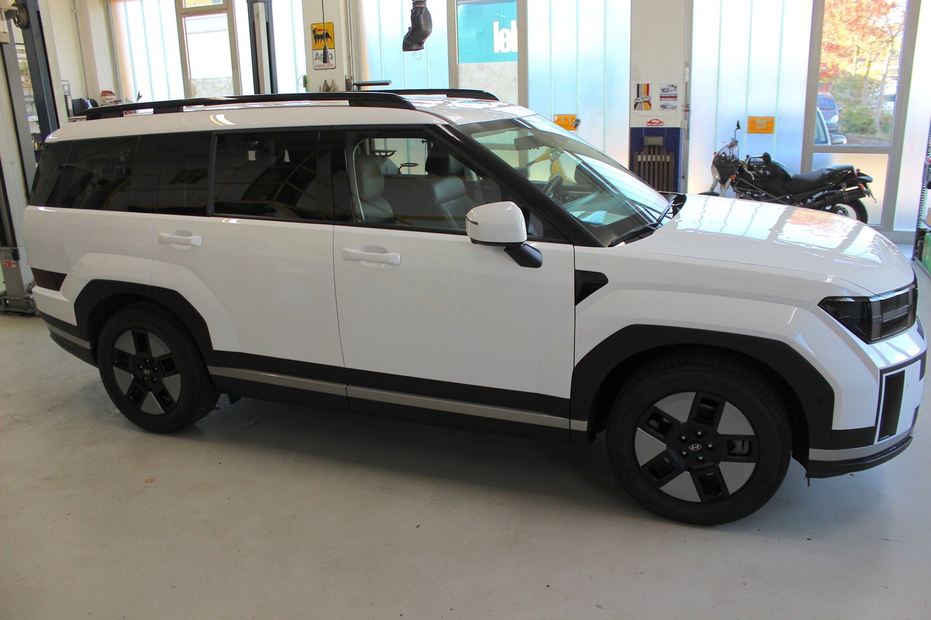 HYUNDAI Santa Fe 1.6 T-GDi HEV Vertex Swiss 4WD Automatic 💥 Sonderpreis Hagelschaden 💥 Prix spécial grêle 💥 Prezzo speciale grandine-image-1