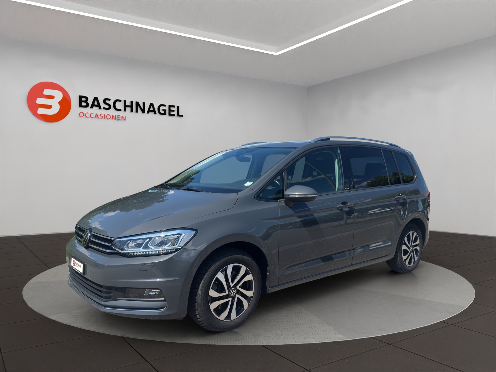 VW Touran 2.0TDI Active-image-0