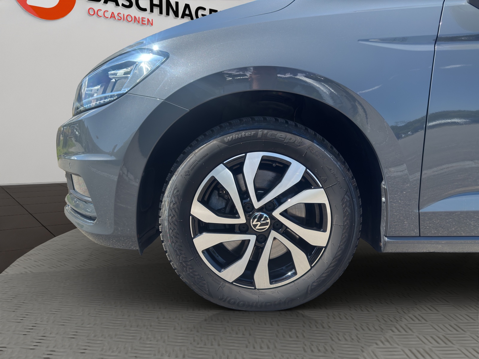 VW Touran 2.0TDI Active-image-5